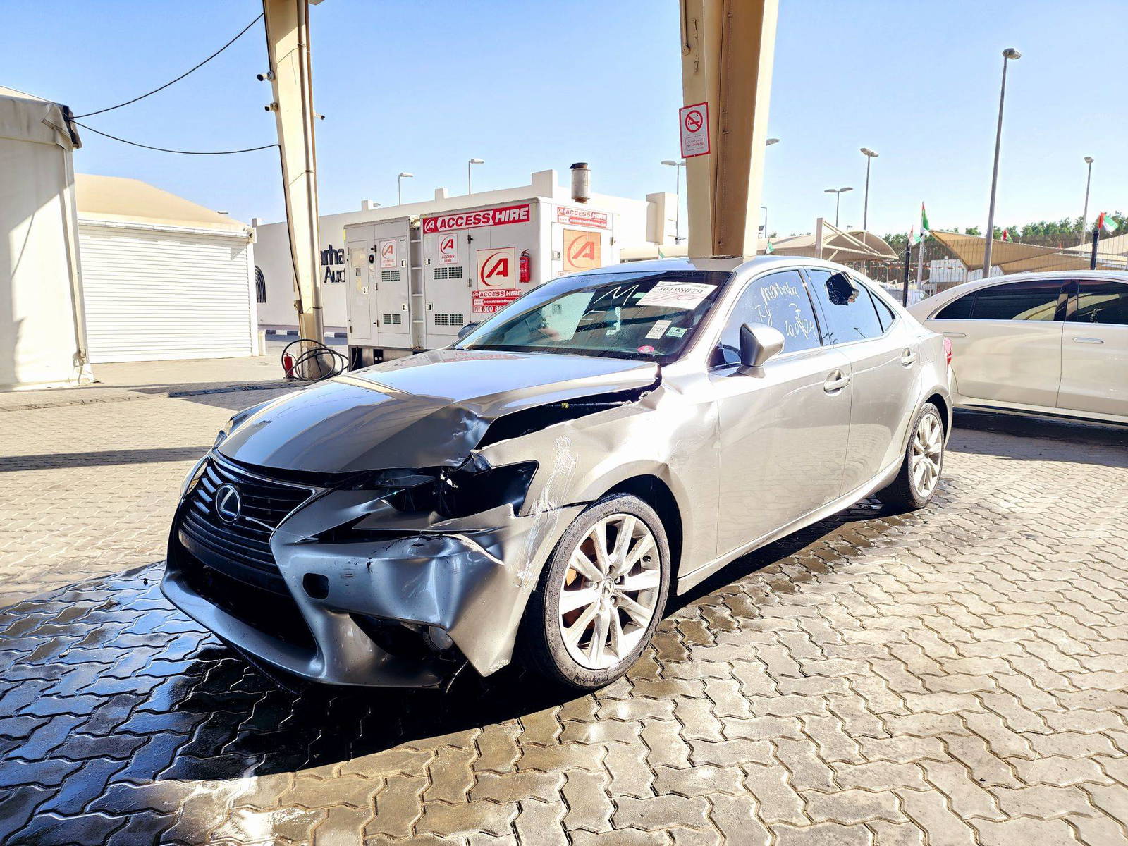 2014 LEXUS IS 250 — 171001 Miles — Lot 40198079 — Souq - Marhaba Auctions Used Cars - Image 5