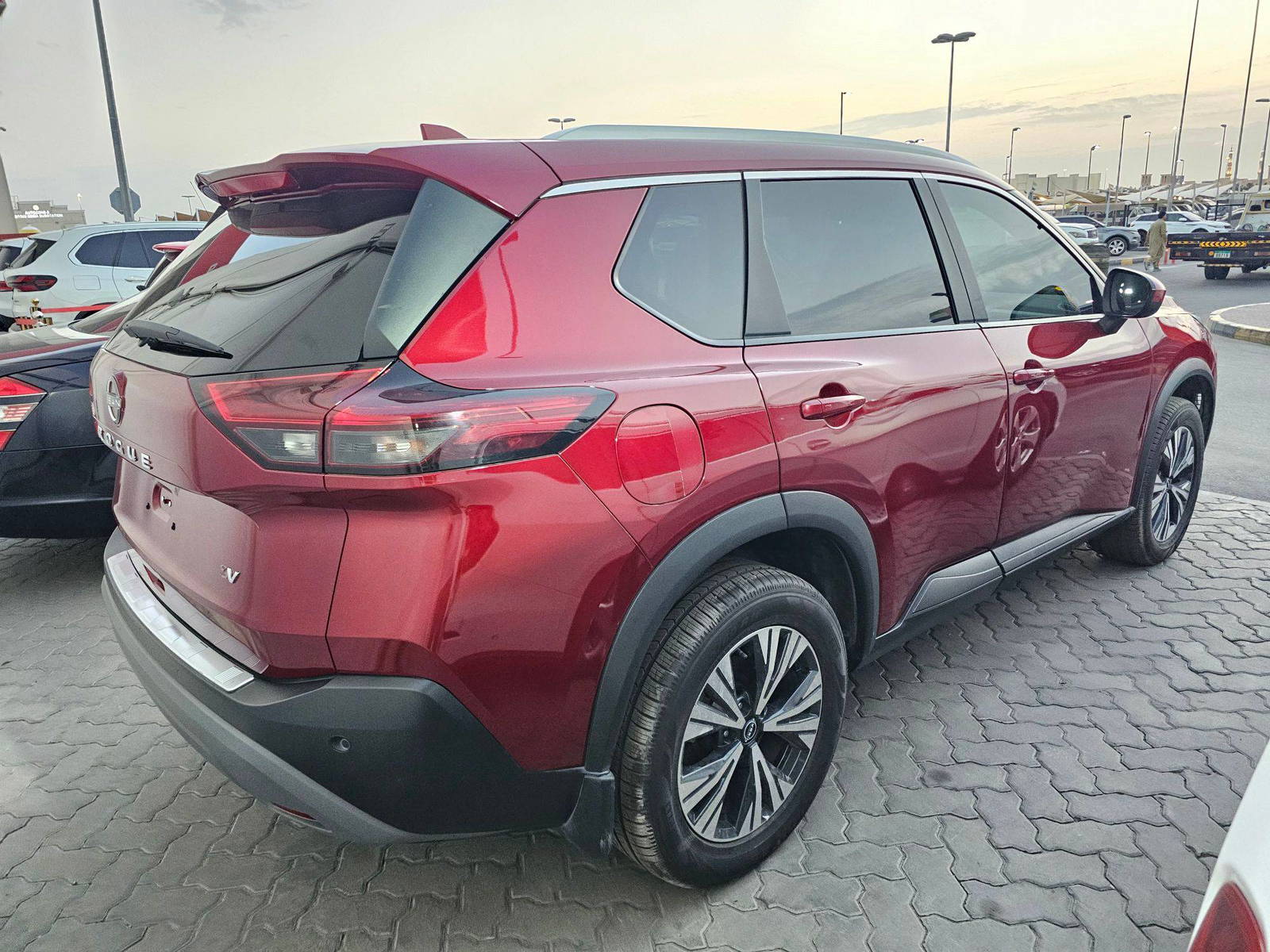 NISSAN ROGUE 2022 - Marhaba Auction Used Cars - Image 5