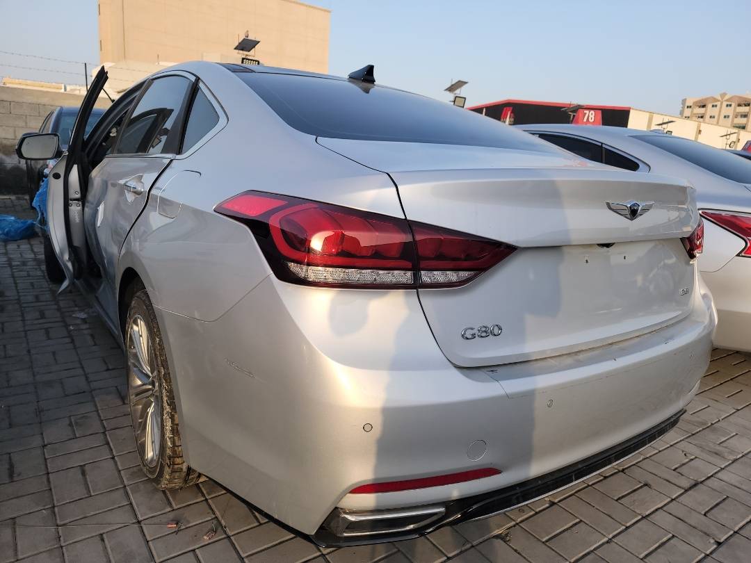 2018 HYUNDAI GENESIS — 28151 Miles — Lot JU216730 - Marhaba Auctions Used Cars - Image 3