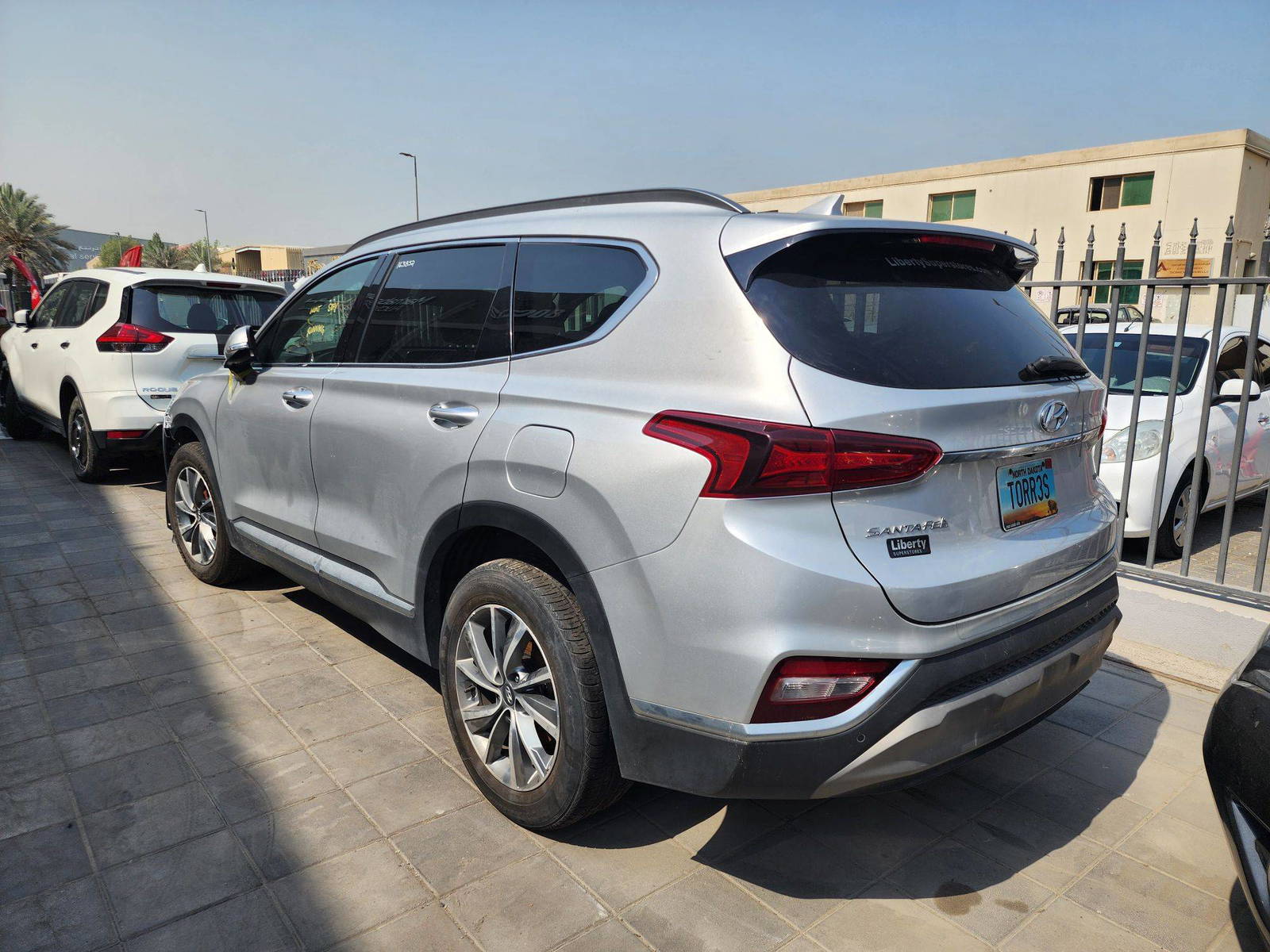 HYUNDAI SANTA FE 2019 - Marhaba Auction Used Cars - Image 3