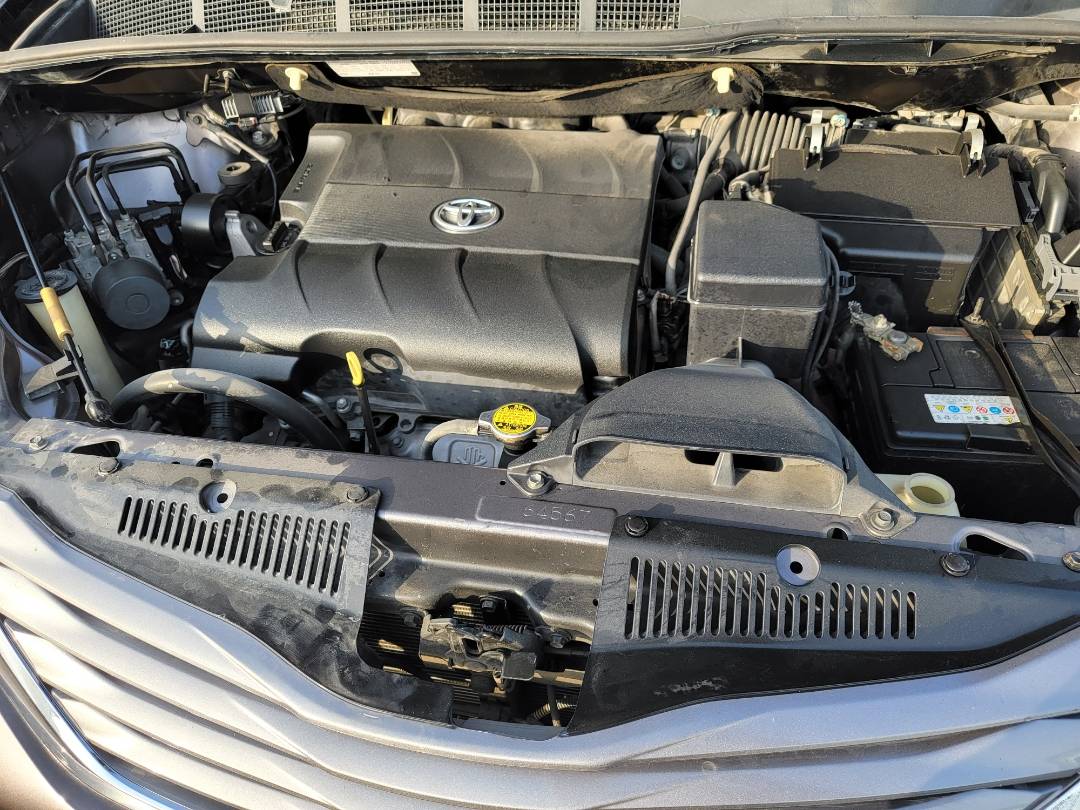 2015 TOYOTA SIENNA — 163459 Miles — Lot C6FS655675 — Main - Marhaba Auctions Used Cars - Image 11