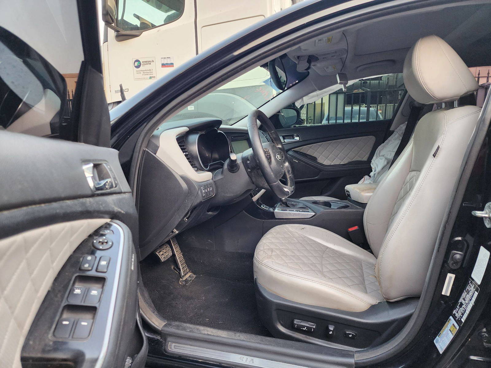 2015 KIA OPTIMA — 138648 Miles — Lot 87223134 — Main - Marhaba Auctions Used Cars - Image 9