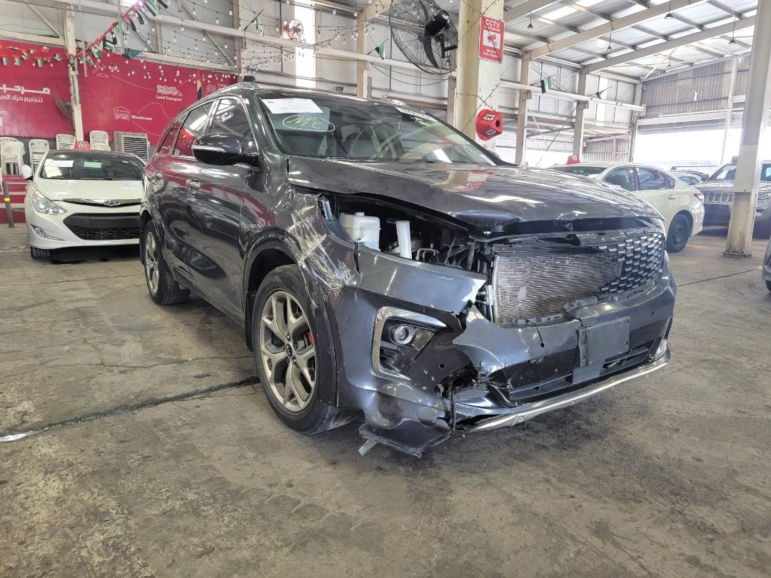 2019 KIA SORENTO — 98604 Miles — Lot 82667234 — Main - Marhaba Auctions Used Cars - Image 4