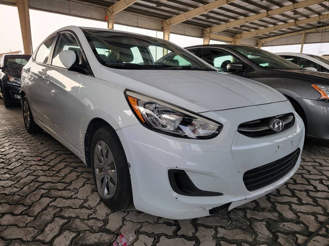 2015 HYUNDAI ACCENT — 100788 Miles — Lot 43910044 — Souq - Marhaba Auctions Used Cars - Image 4