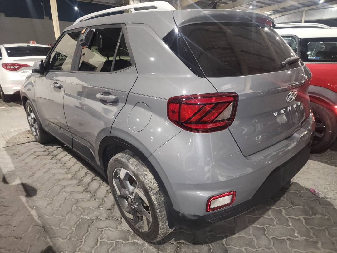 2020 HYUNDAI VENUE SEL — 45679 Miles — Lot 44836034 — Main - Marhaba Auctions Used Cars - Image 5