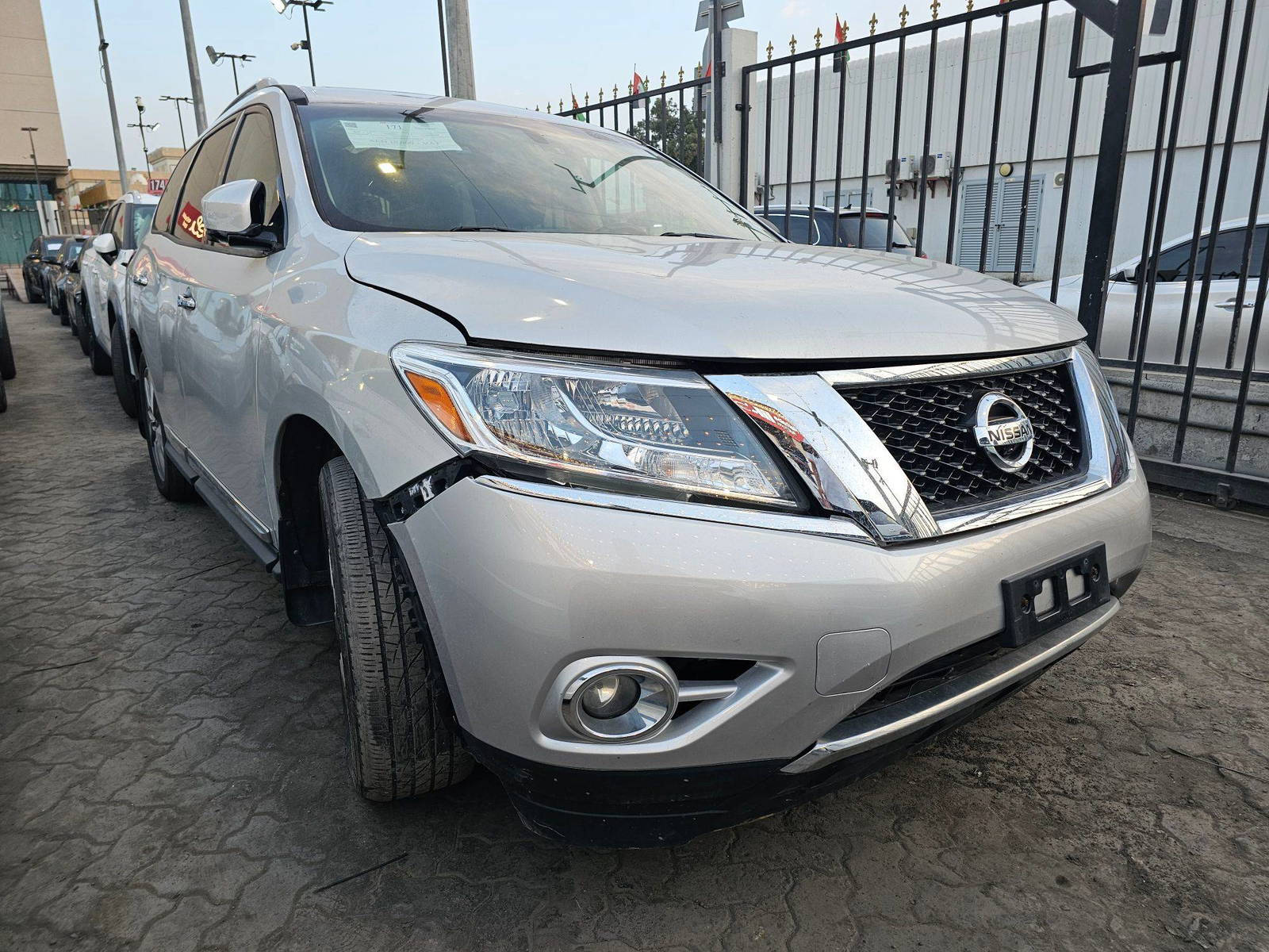NISSAN PATHFINDER 2015 - Marhaba Auction Used Cars - Image 4