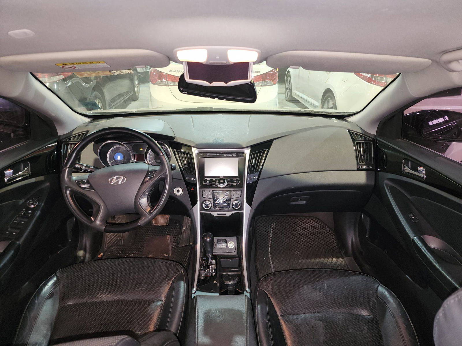 HYUNDAI SONATA 2011 - Marhaba Auction Used Cars - Image 8