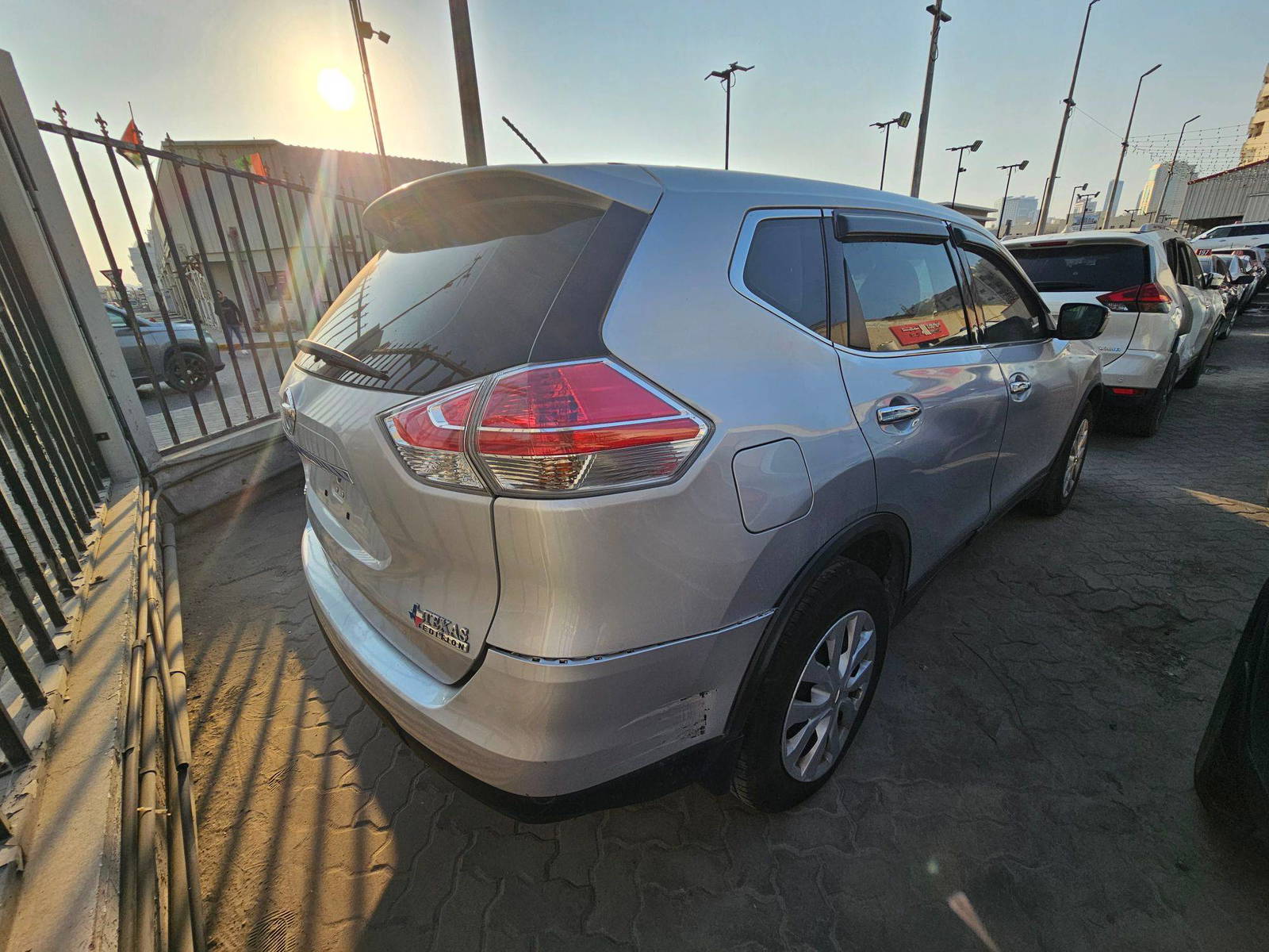 NISSAN ROGUE 2015 - Marhaba Auction Used Cars - Image 5