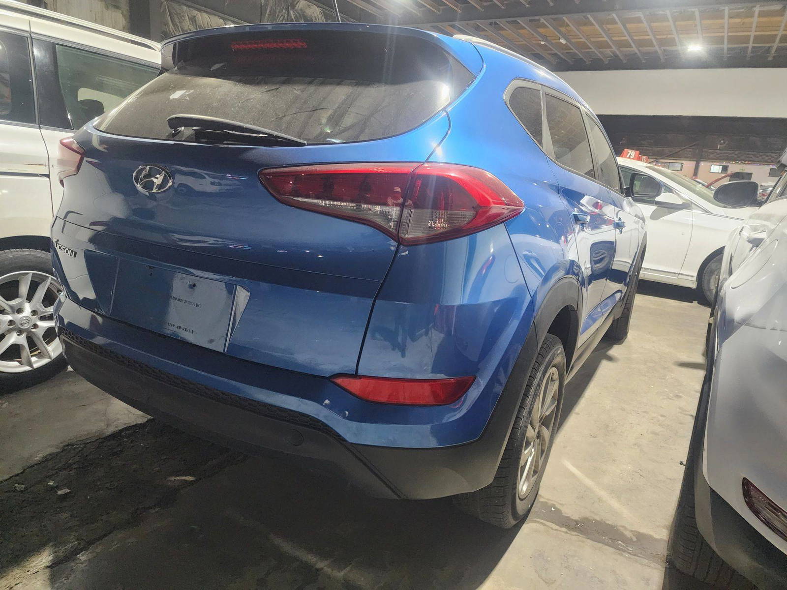 2016 HYUNDAI TUCSON — 143031 Miles — Lot 231824 — Al Quoz - Marhaba Auctions Used Cars - Image 6