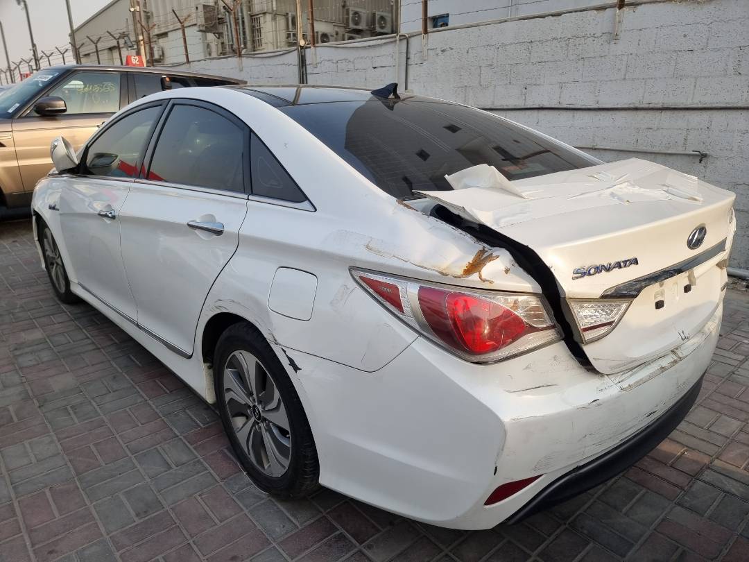 2015 HYUNDAI SONATA — 146505 Miles — Lot 12478 — Ind. 12 - Marhaba Auctions Used Cars - Image 5
