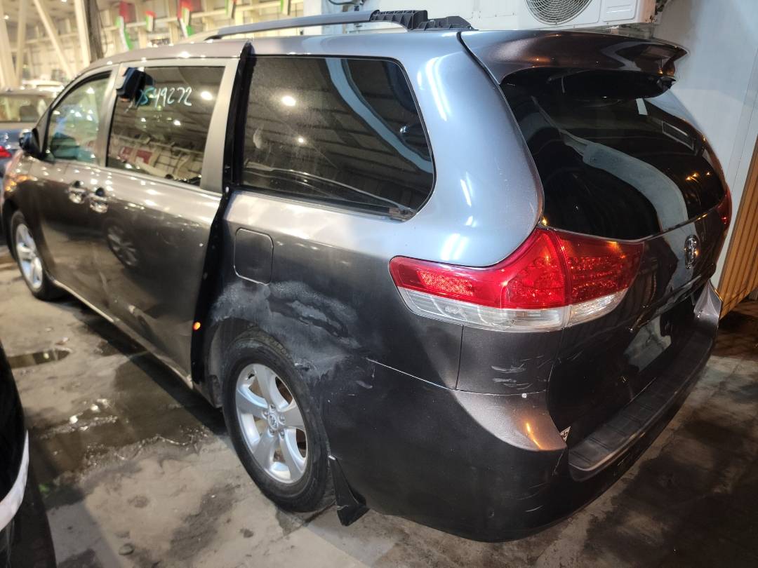 2011 TOYOTA SIENNA — 186216 Miles — Lot 37549272 - Marhaba Auctions Used Cars - Image 3