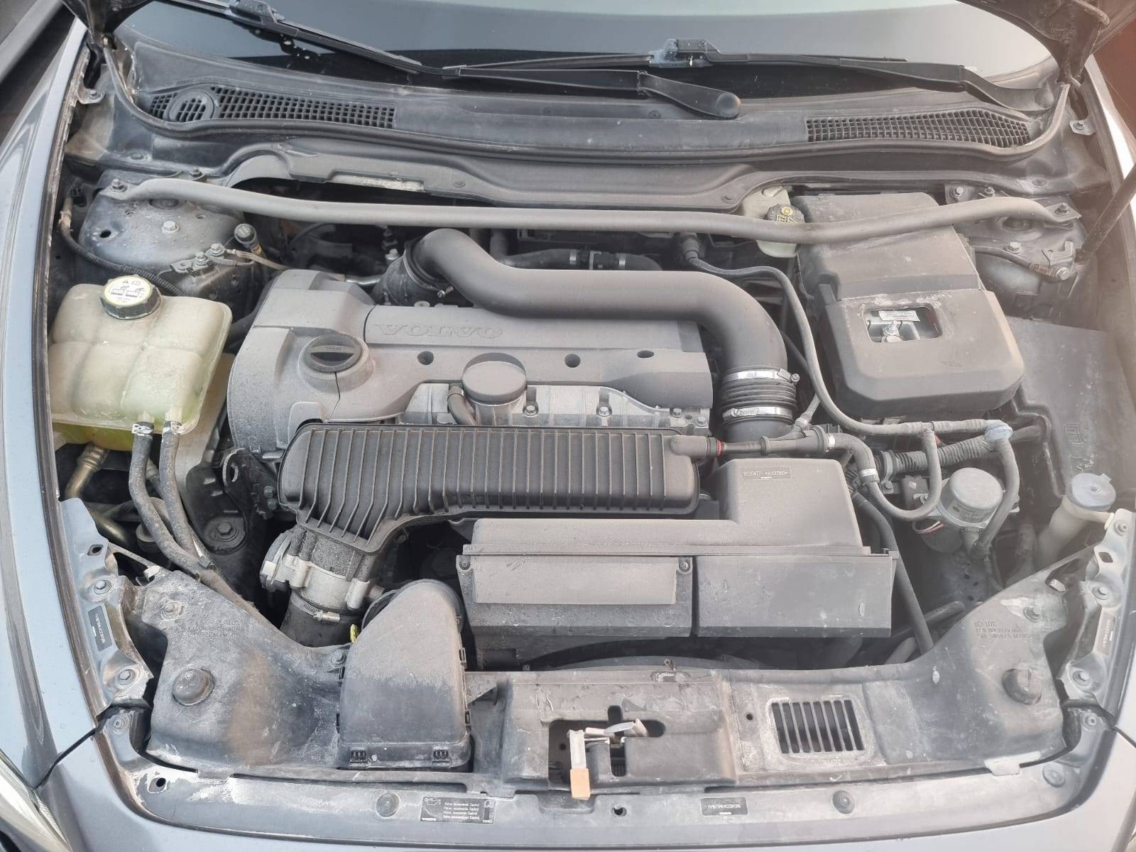 2012 VOLVO XC40 T5 — 174727 KM — Lot C2281396 — Ind. 12 - Marhaba Auctions Used Cars - Image 8