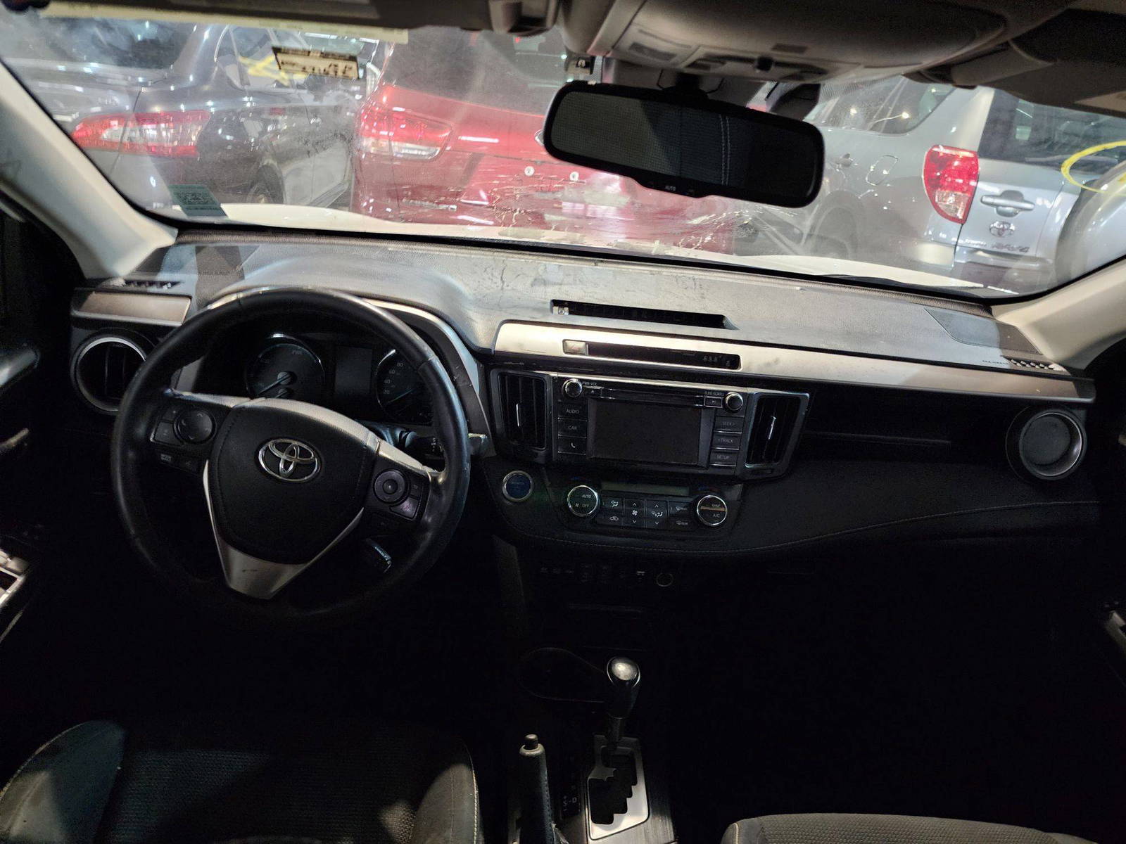 2018 TOYOTA RAV4 — 271632 KM — Lot 73182414 — Al Quoz - Marhaba Auctions Used Cars - Image 8