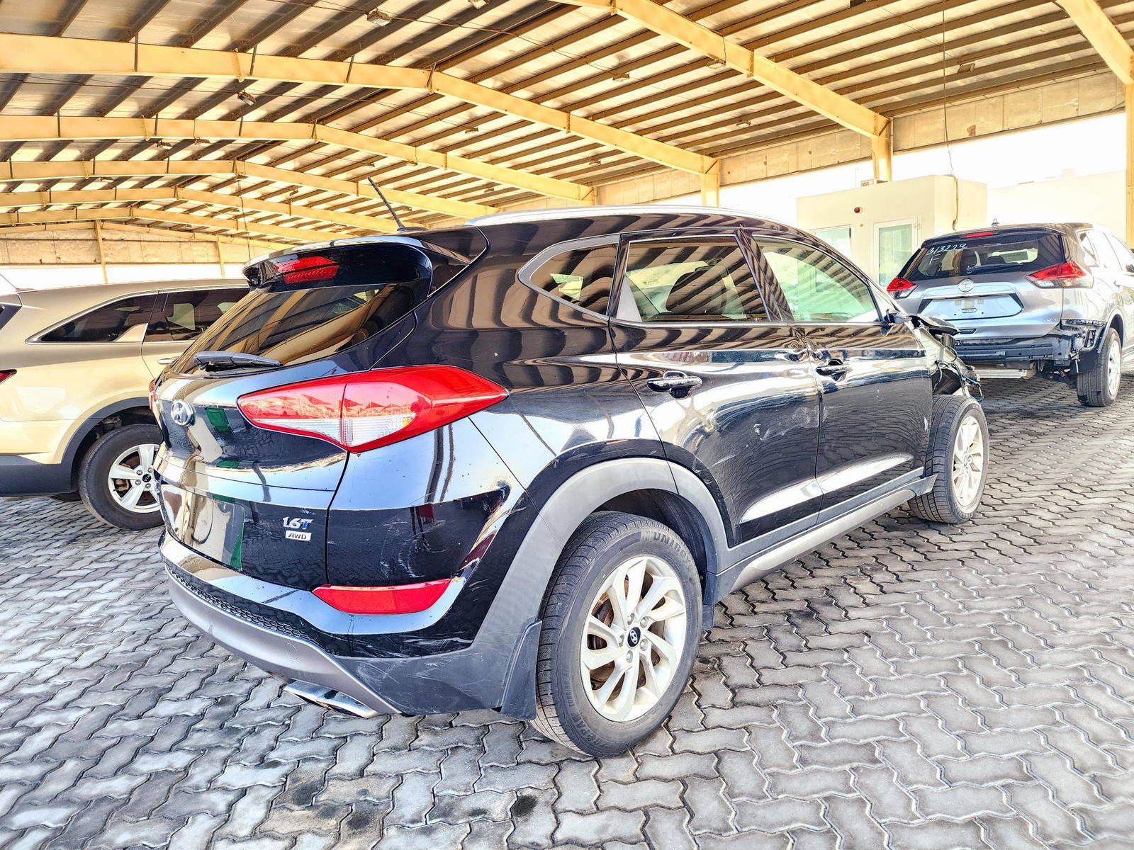 2016 HYUNDAI TUCSON — 120884 Miles — Lot 38544614 — Main - Marhaba Auctions Used Cars - Image 3
