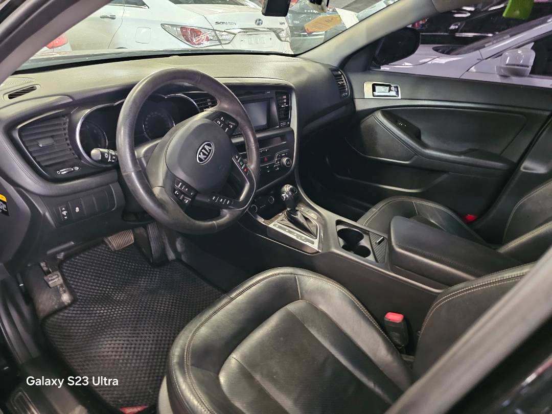 2011 KIA K5 — 160704 KM — Lot 068509 — Main - Marhaba Auctions Used Cars - Image 7