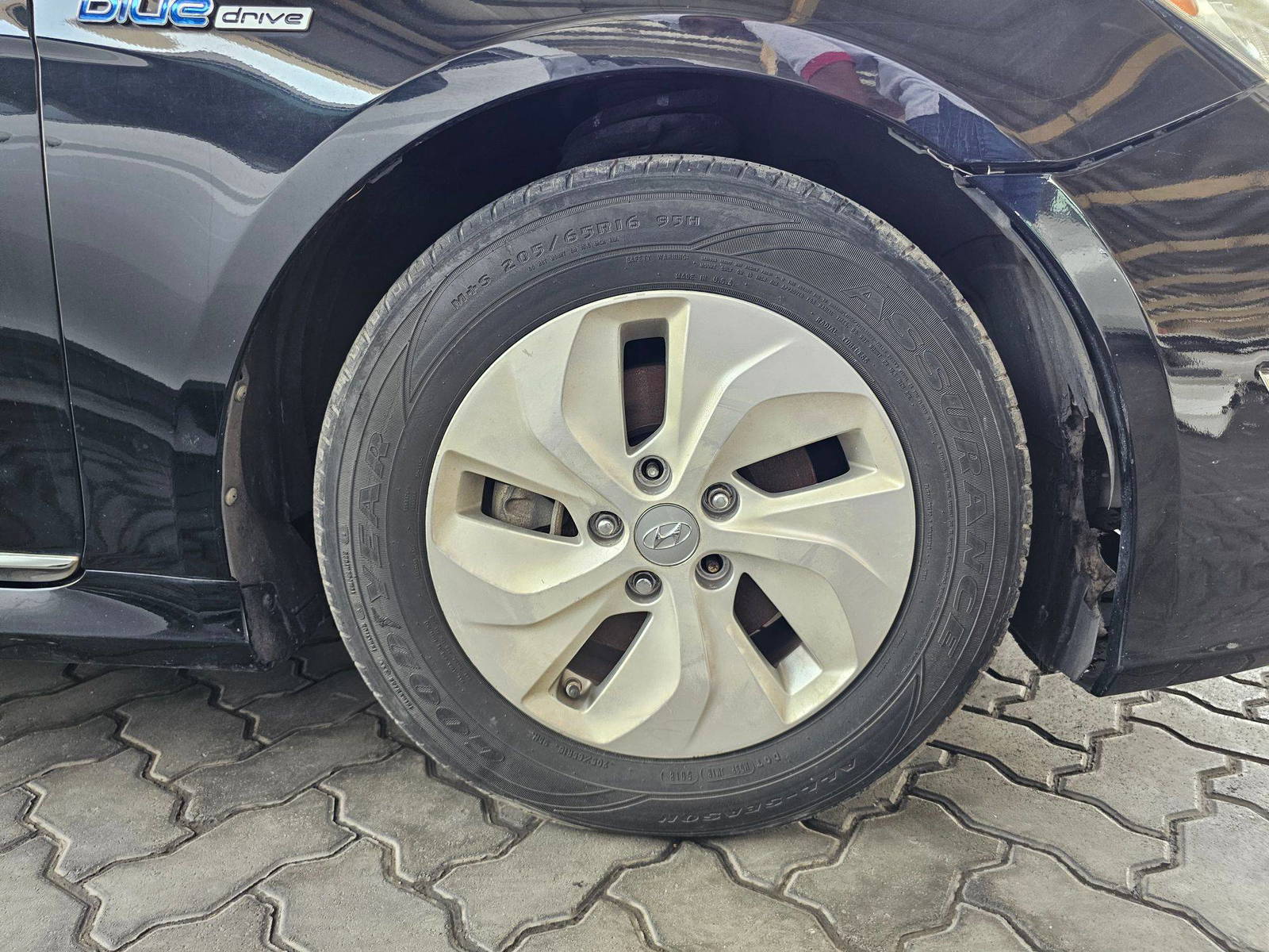 2015 HYUNDAI SONATA — 136689 Miles — Lot FA137111 — Souq - Marhaba Auctions Used Cars - Image 11
