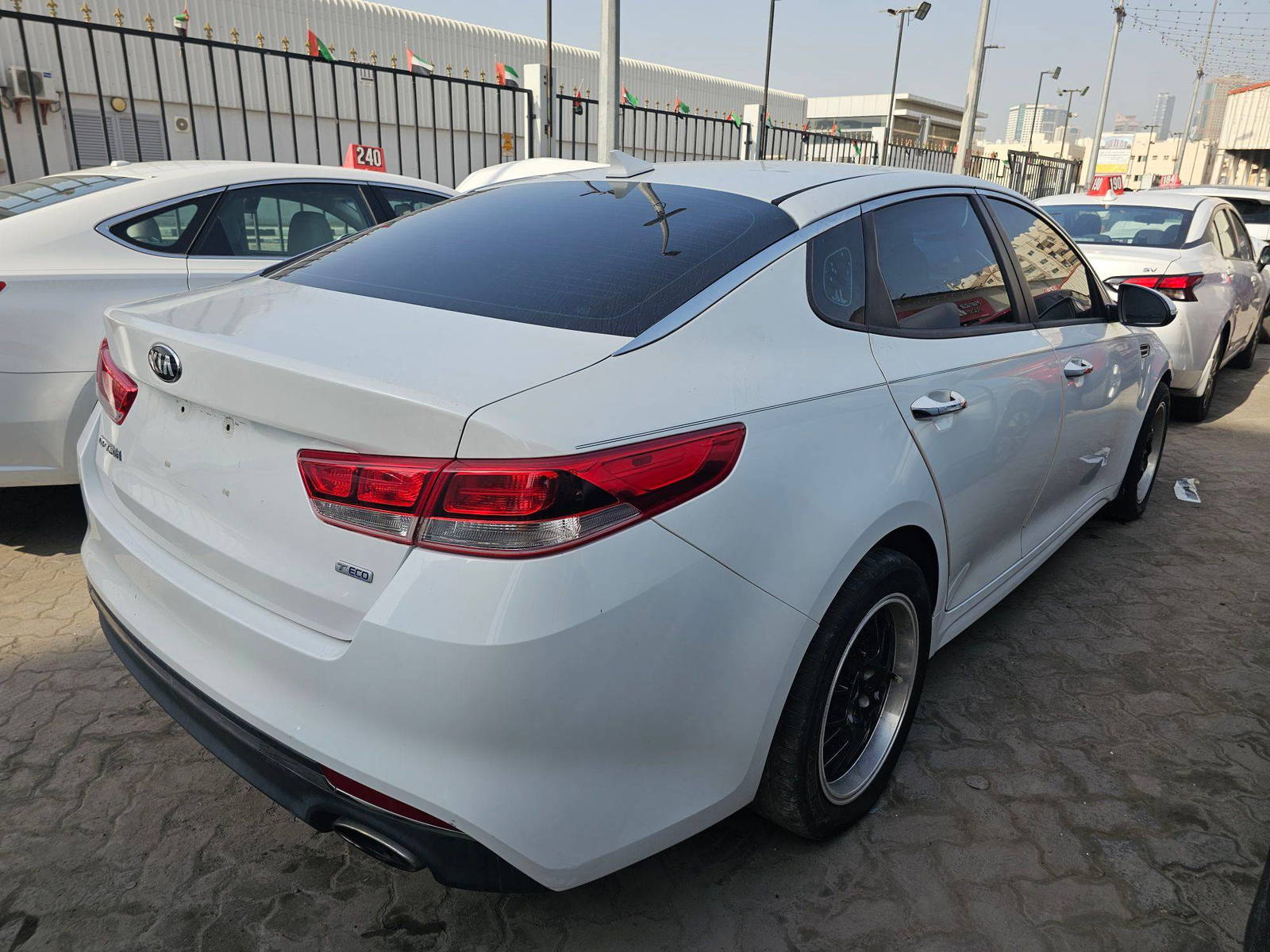 2016 KIA OPTIMA — 117809 Miles — Lot 68177465 — Main - Marhaba Auctions Used Cars - Image 4