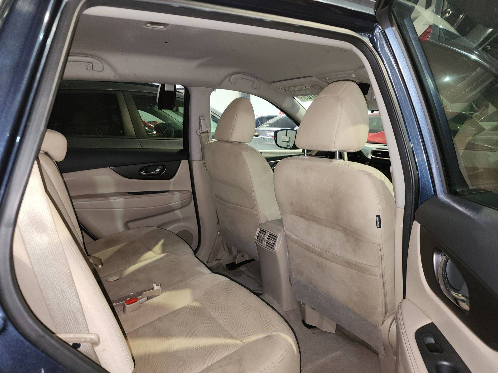 2014 NISSAN ROGUE — 172523 Miles — Lot 810592 — Al Quoz - Marhaba Auctions Used Cars - Image 7