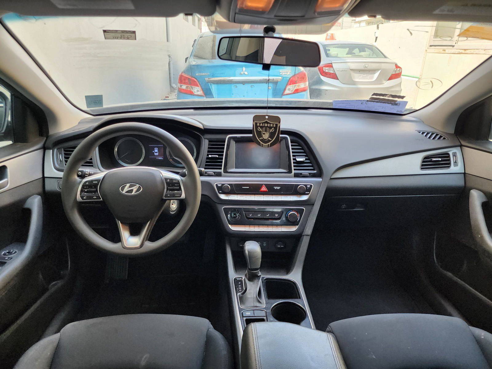 2018 HYUNDAI SONATA — 111003 Miles — Lot 23626 — Al Quoz - Marhaba Auctions Used Cars - Image 7