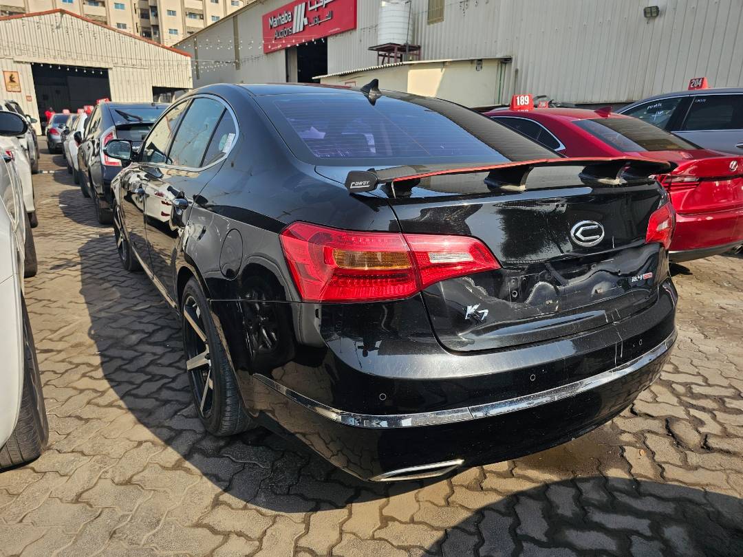 2012 KIA K7 — 169146 KM — Lot 82387 — Main - Marhaba Auctions Used Cars - Image 3