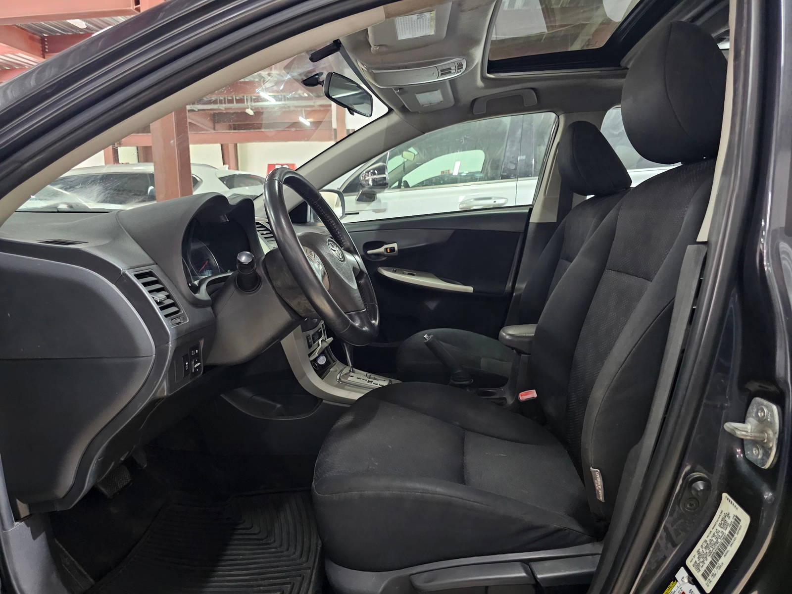 2010 TOYOTA COROLLA — 185635 Miles — Lot AZ278657 - Marhaba Auctions Used Cars - Image 6