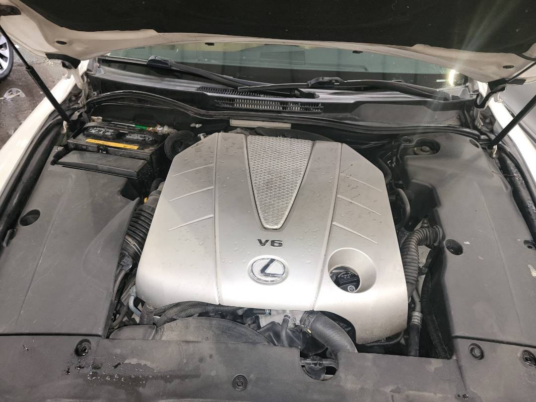 2006 LEXUS IS-350 — 238075 Miles — Lot 38172913 - Marhaba Auctions Used Cars - Image 10