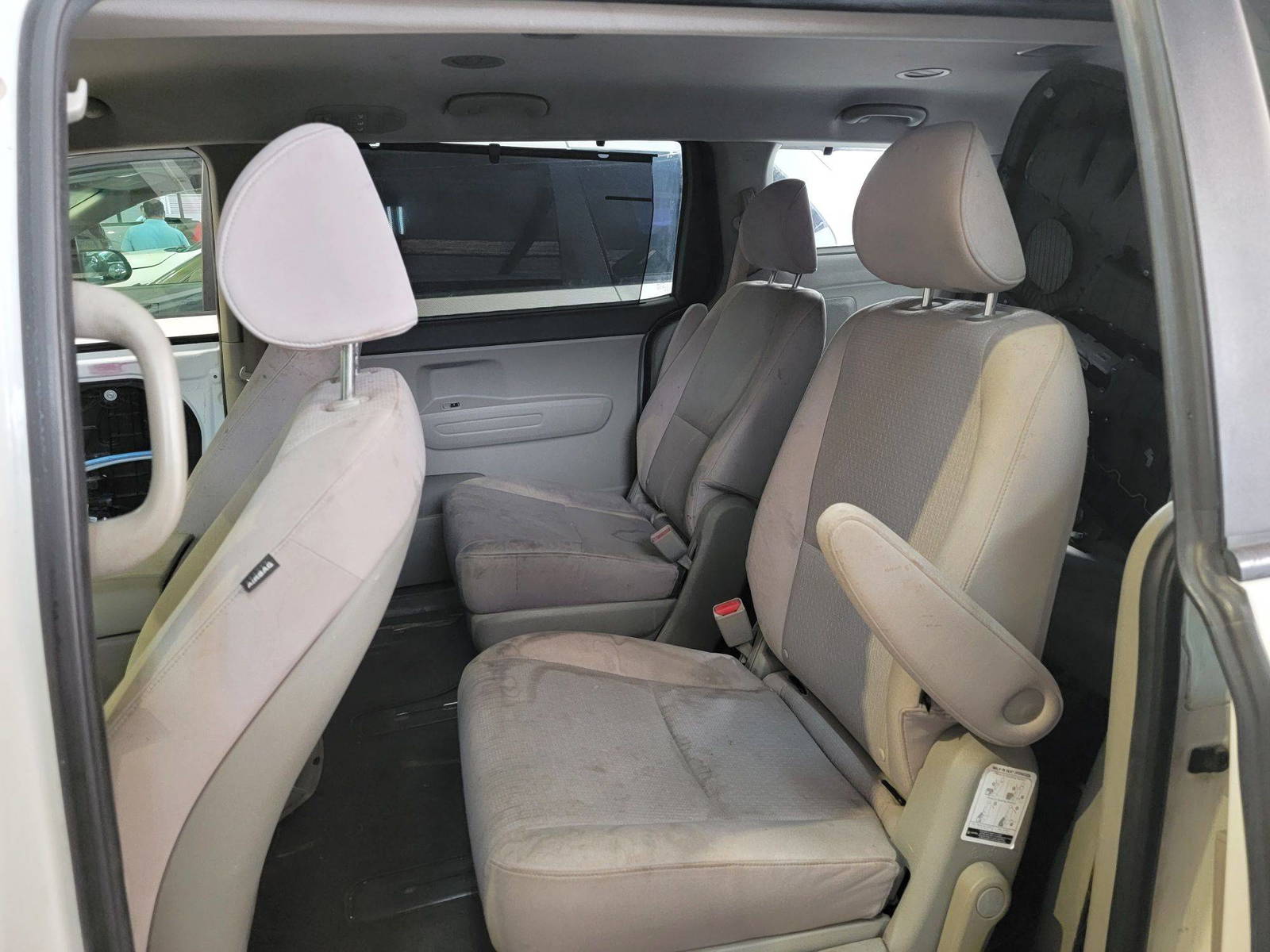 2016 KIA SEDONA — 197598 Miles — Lot 5021095 — Main - Marhaba Auctions Used Cars - Image 7