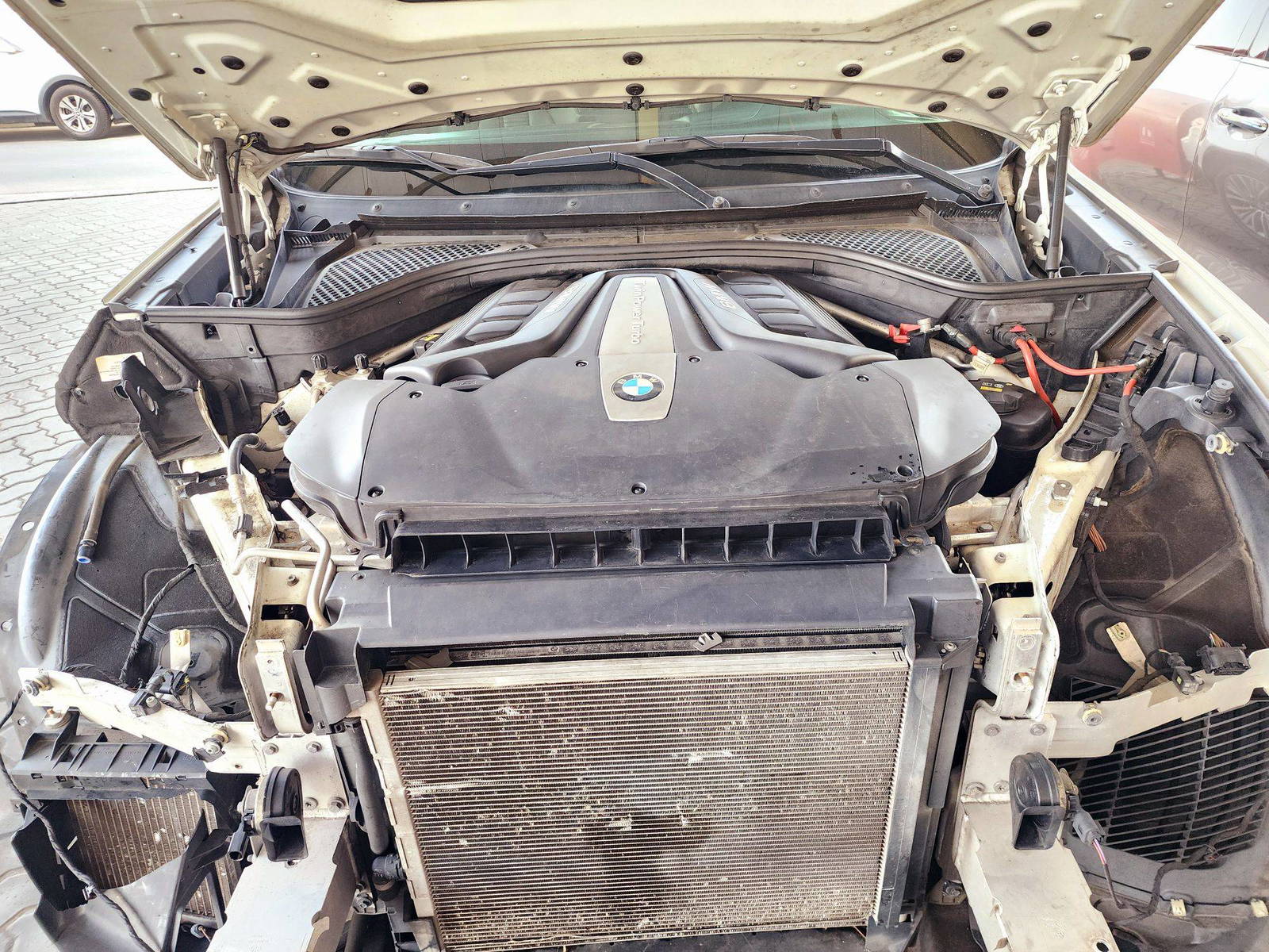 2015 BMW X5 XDRIVE50I — 119964 Miles — Lot 0J78840 — Souq - Marhaba Auctions Used Cars - Image 12