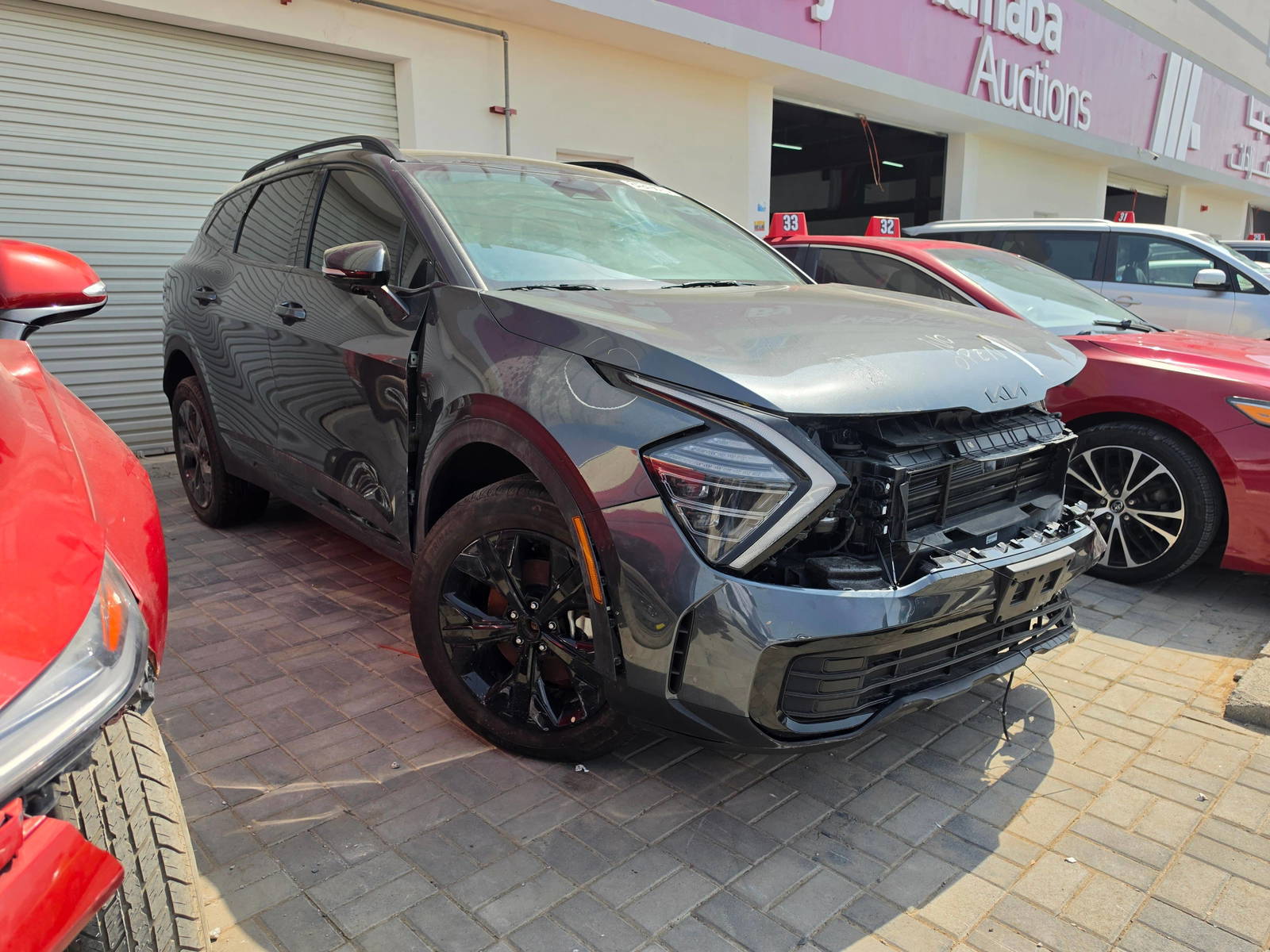 2025 KIA SPORTAGE — 877 Miles — Lot 7273965 — Oman Yard - Marhaba Auctions Used Cars - Image 3