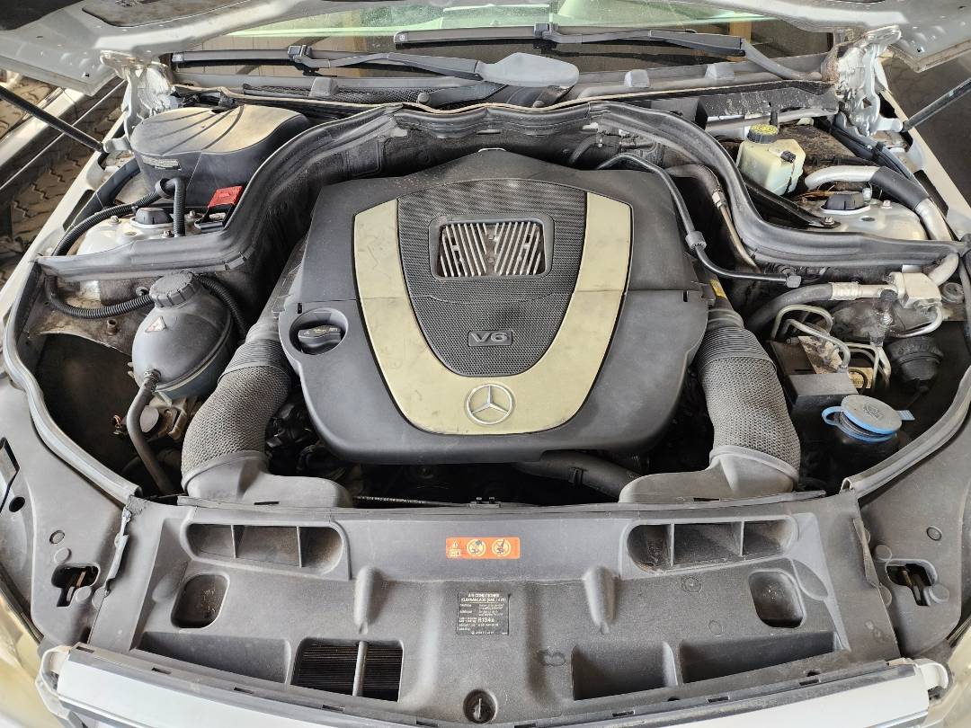 2010 MERCEDES BENZ C300 — 181780 Miles — Lot 38343368 - Marhaba Auctions Used Cars - Image 3