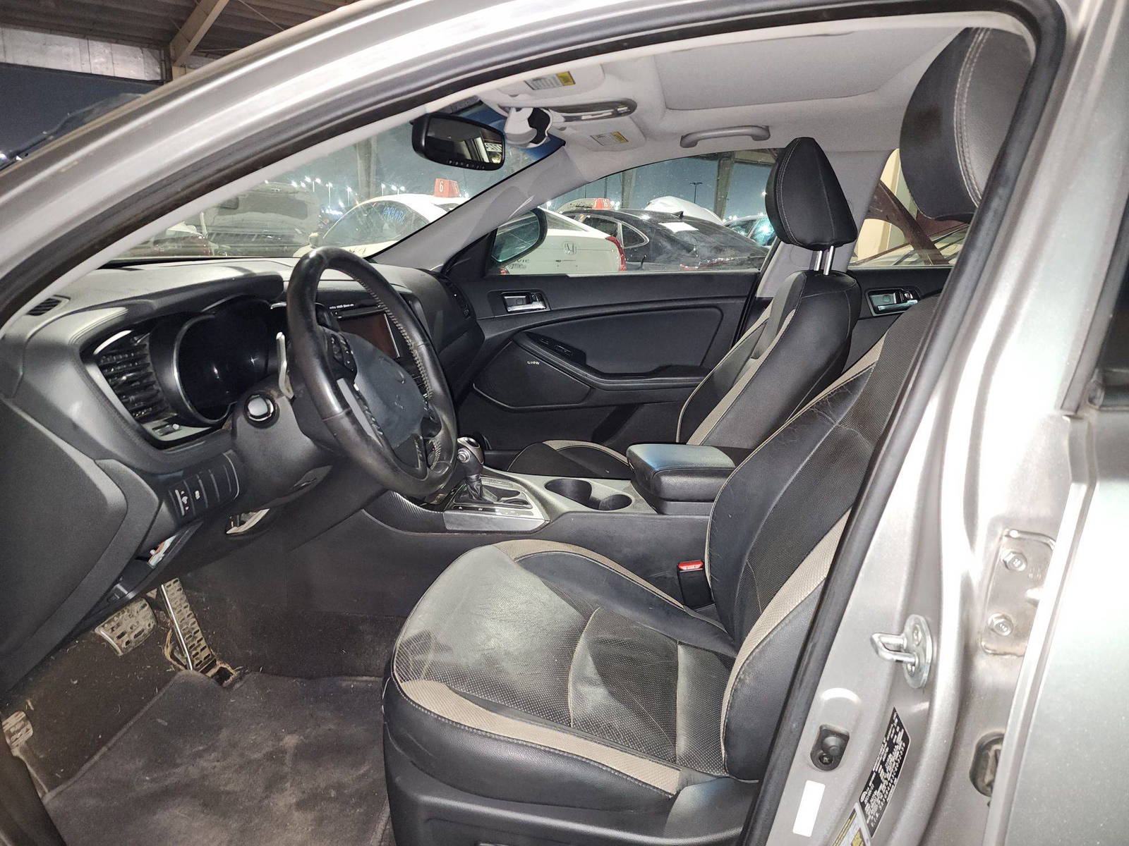 2012 KIA OPTIMA — 162074 Miles — Lot 32359 — Souq - Marhaba Auctions Used Cars - Image 7