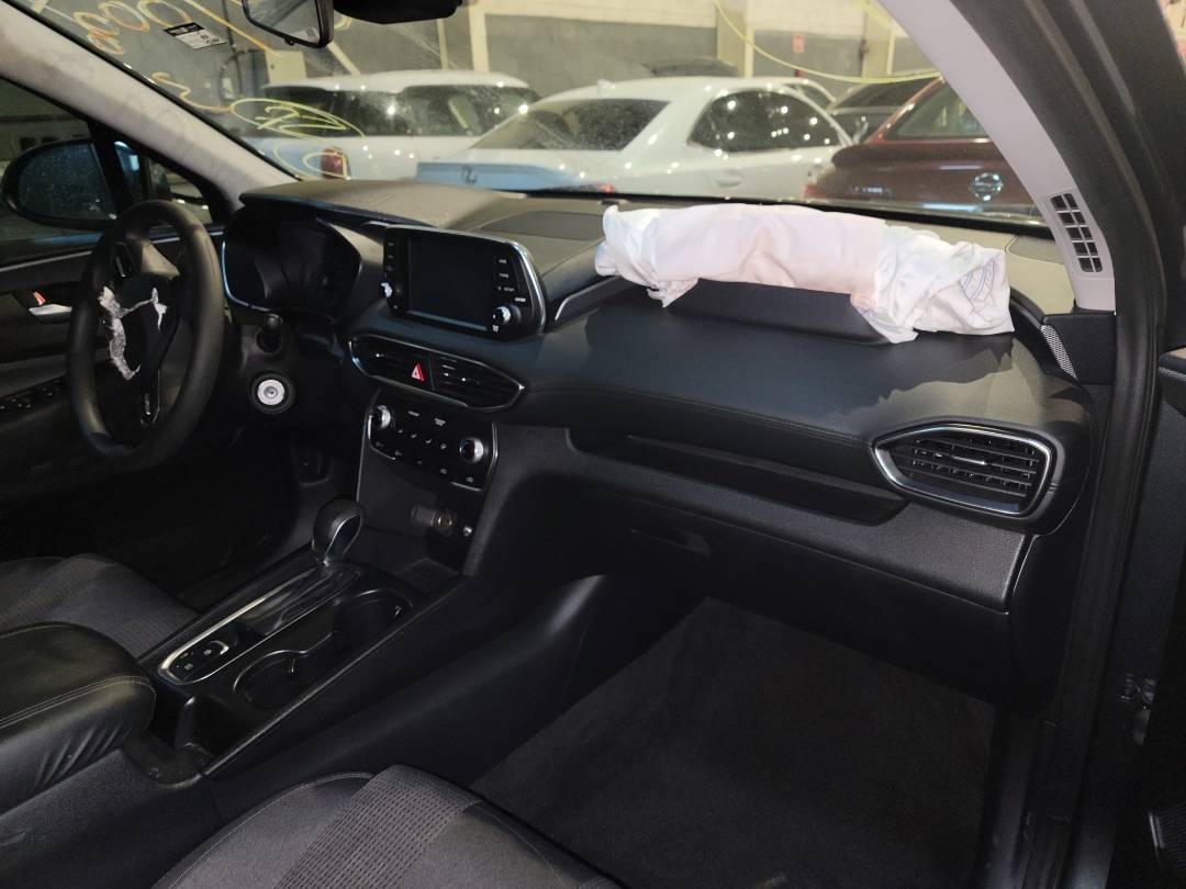 2020 HYUNDAI SANTA FE — 42444 Miles — Lot 69400063 - Marhaba Auctions Used Cars - Image 4