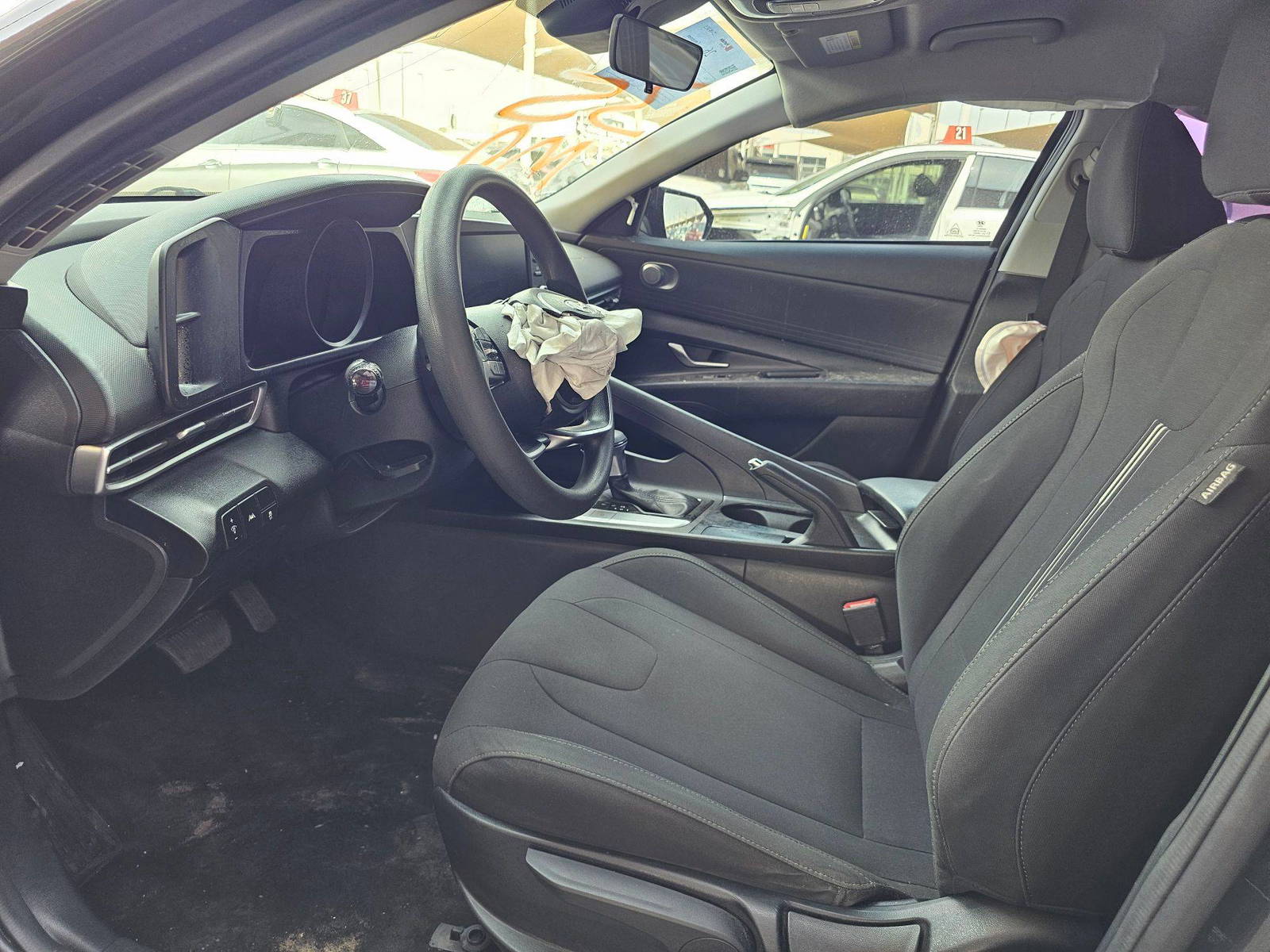 2022 HYUNDAI ELANTRA — 99460 Miles — Lot 2NH060781 — Souq - Marhaba Auctions Used Cars - Image 8