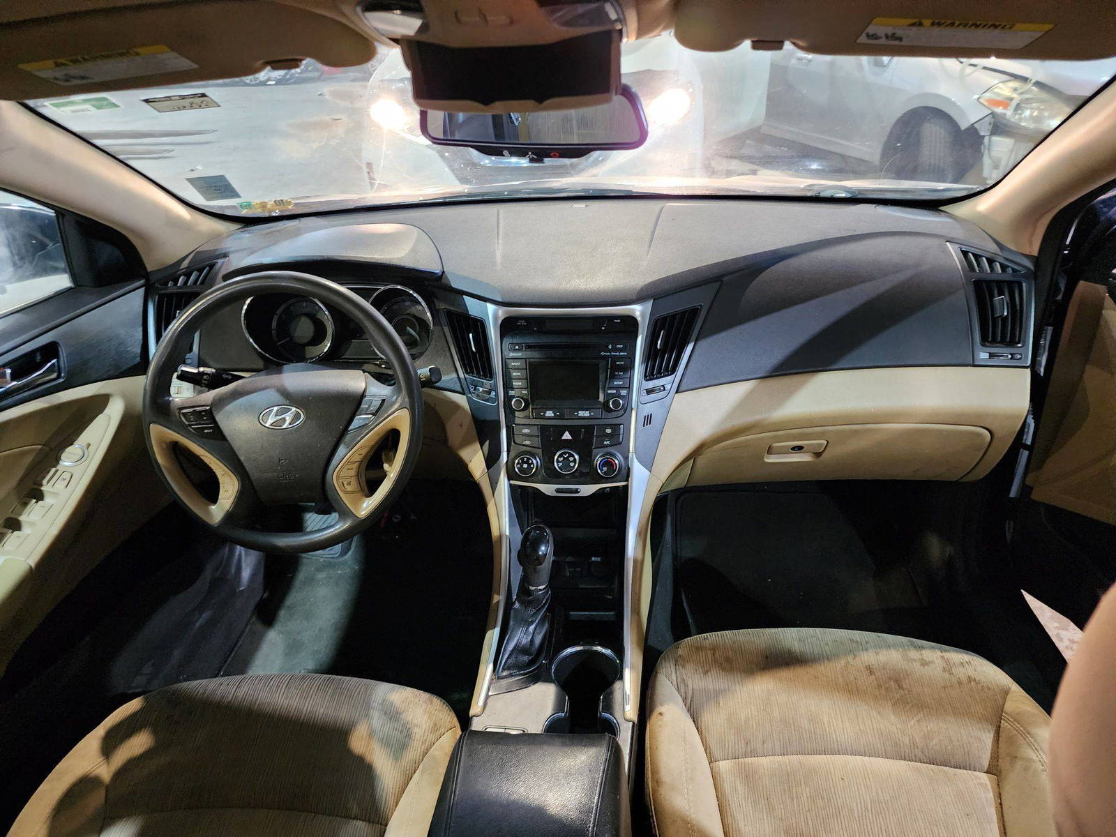 2014 HYUNDAI SONATA — 138789 Miles — Lot 54209474 — Al Quoz - Marhaba Auctions Used Cars - Image 7