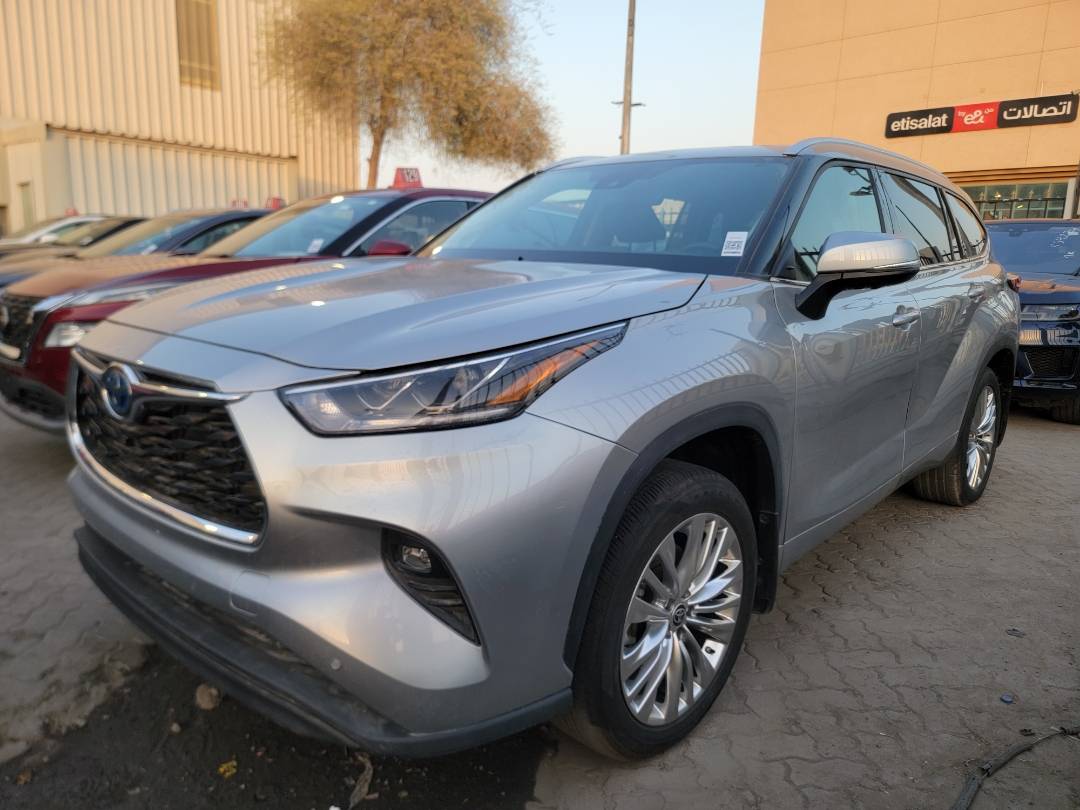 2023 TOYOTA HIGHLANDER — 10627 KM — Lot 1PS579800 — Souq - Marhaba Auctions Used Cars - Image 5