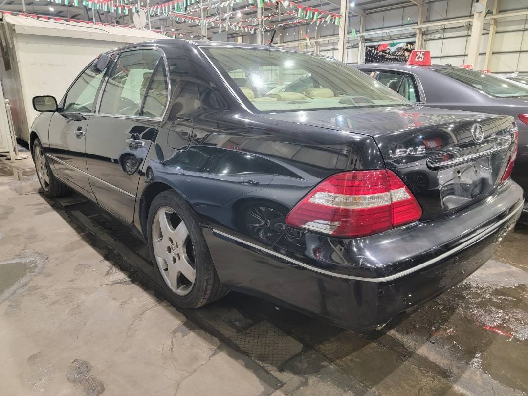 2005 LEXUS LS 430 — 219658 Miles — Lot 5007406 — Main - Marhaba Auctions Used Cars - Image 4