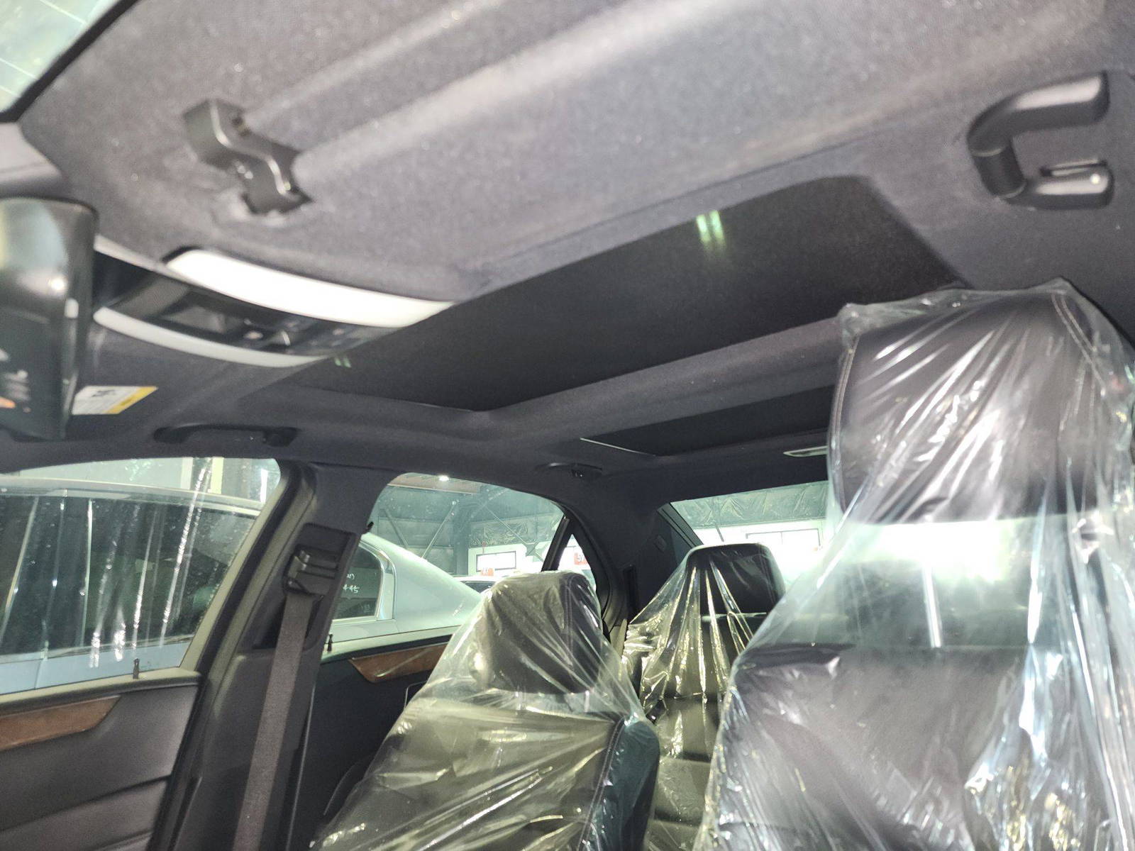 MERCEDES BENZ E 350 2014 - Marhaba Auction Used Cars - Image 12