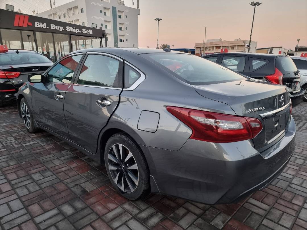2018 NISSAN ALTIMA — 158467 KM — Lot 125487 — Ind. 12 - Marhaba Auctions Used Cars - Image 5
