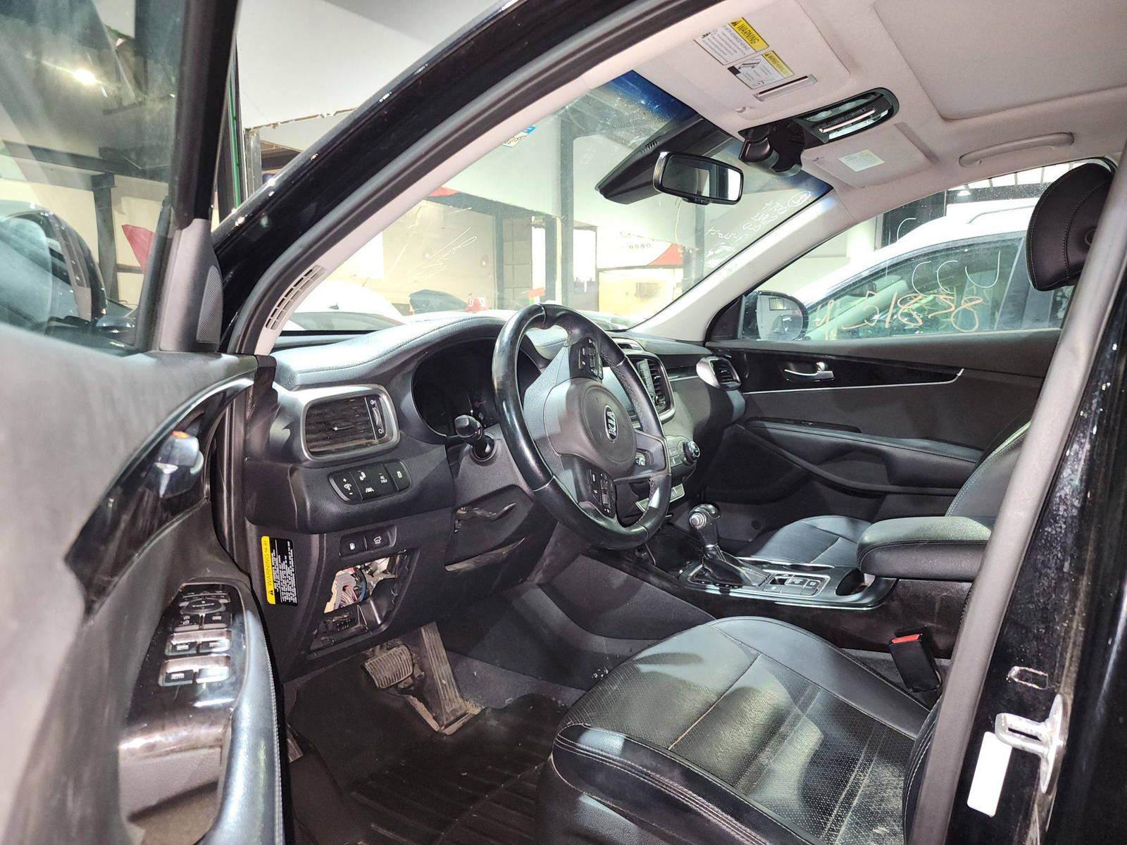 2017 KIA SORENTO — 136966 Miles — Lot 302721 — Al Quoz - Marhaba Auctions Used Cars - Image 10