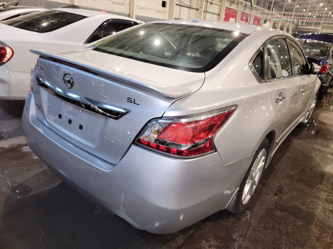 2015 NISSAN ALTIMA — 186847 Miles — Lot 72782403 - Marhaba Auctions Used Cars - Image 4