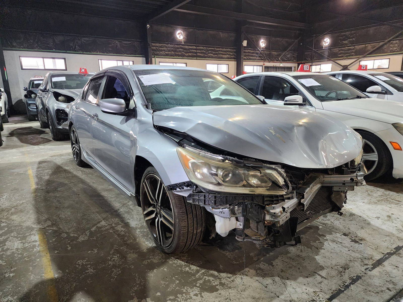 2016 HONDA ACCORD — Lot 8GA229792 — Al Quoz - Marhaba Auctions Used Cars - Image 6