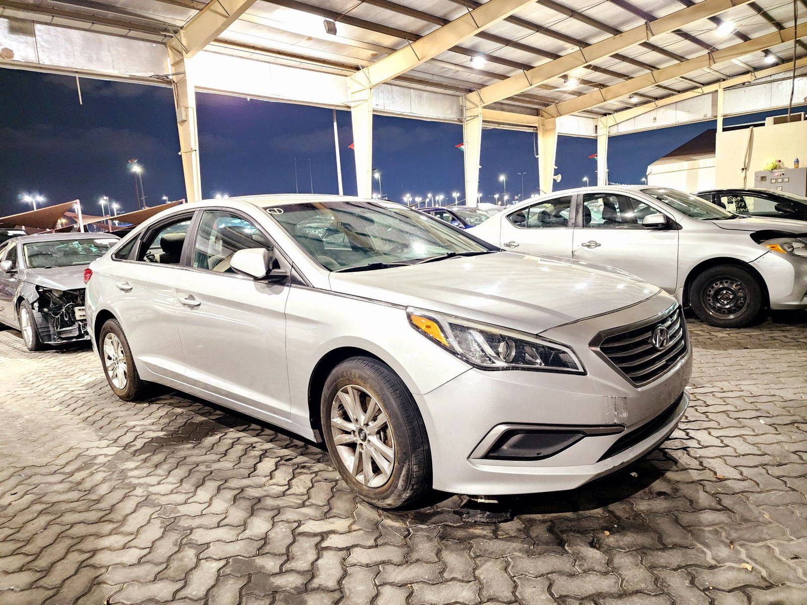 2016 HYUNDAI SONATA — 109475 Miles — Lot 64051474 — Souq - Marhaba Auctions Used Cars - Image 4