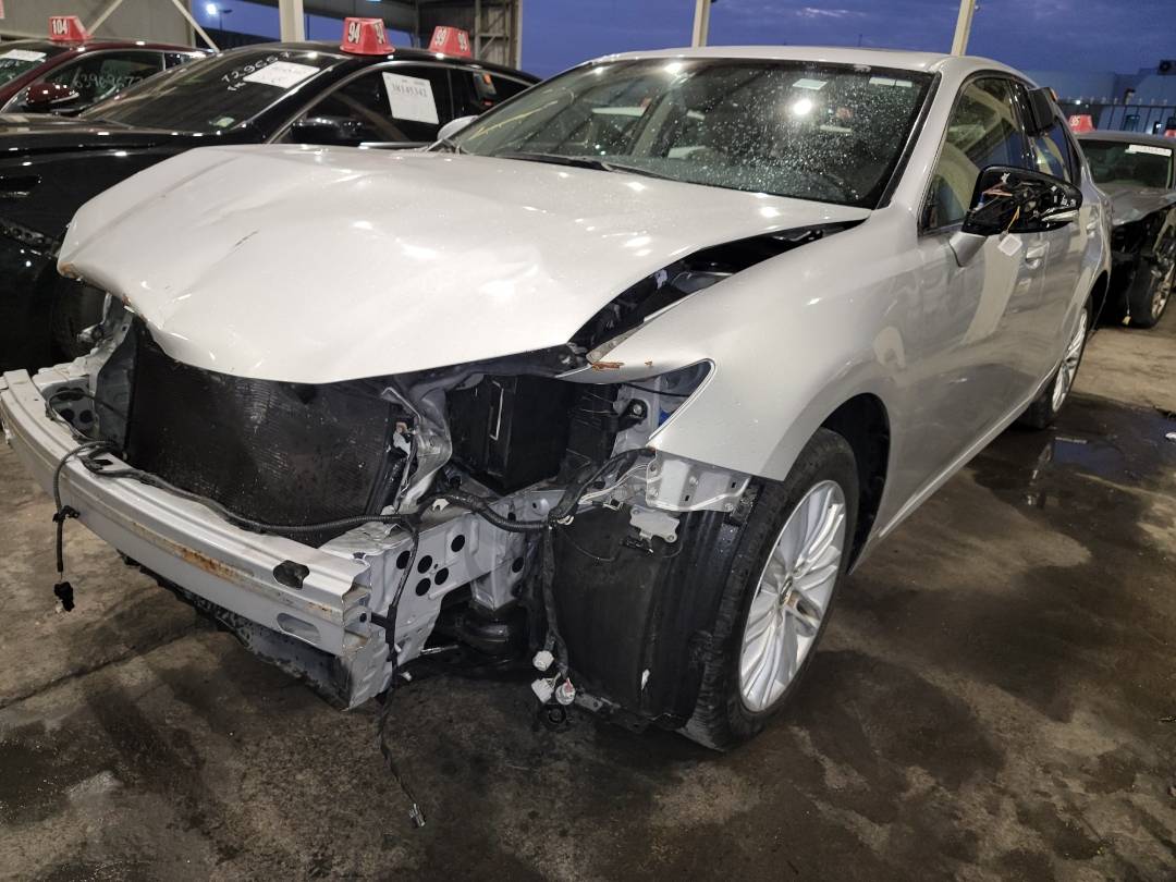 2015 LEXUS ES 350 — 111807 Miles — Lot F2197793 - Marhaba Auctions Used Cars - Image 9