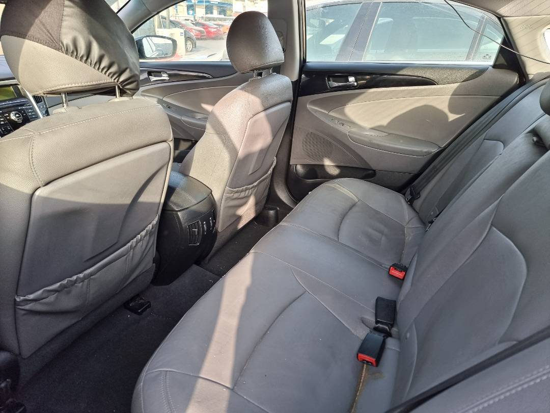 2011 HYUNDAI SONATA — 203066 Miles — Lot 215478 — Souq - Marhaba Auctions Used Cars - Image 6