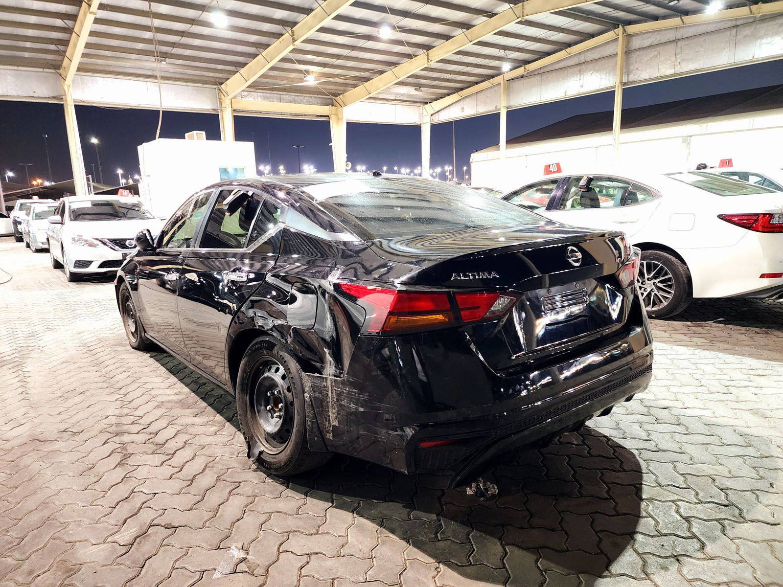 2019 NISSAN ALTIMA — 134028 Miles — Lot 73388014 — Souq - Marhaba Auctions Used Cars - Image 4