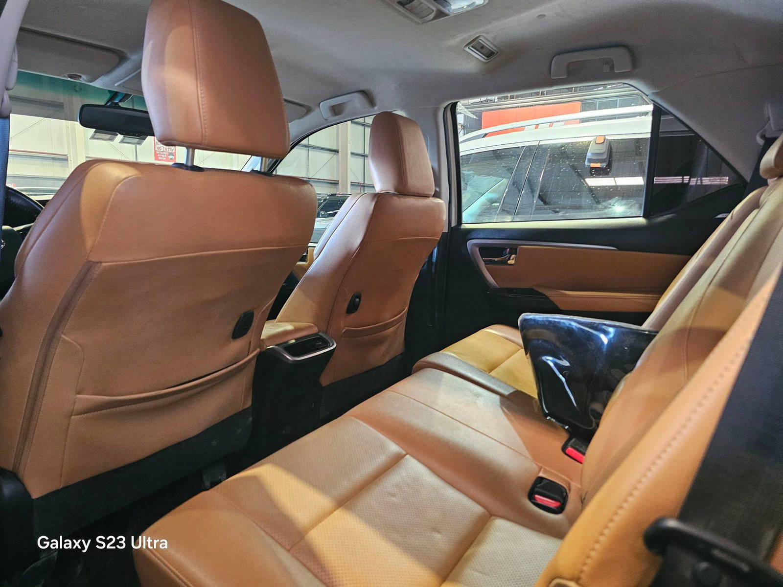 TOYOTA FORTUNER 2025 - Marhaba Auction Used Cars - Image 7