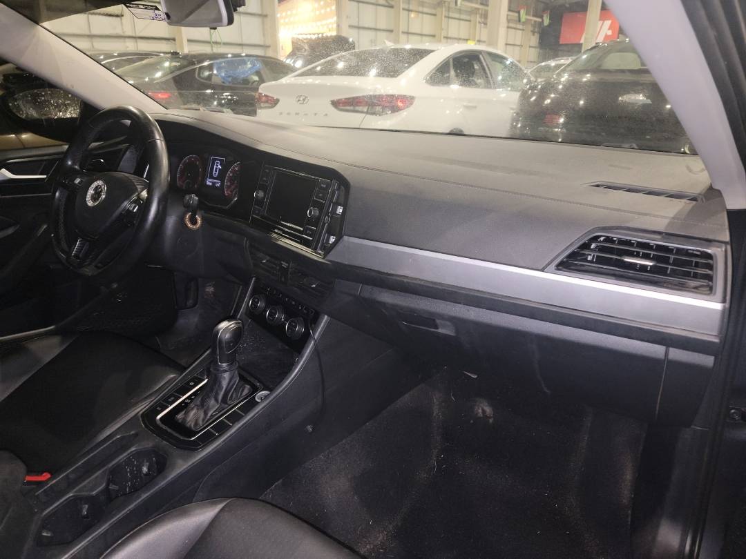 2019 VOLKSWAGEN JETTA — 137526 Miles — Lot 69395203 - Marhaba Auctions Used Cars - Image 5