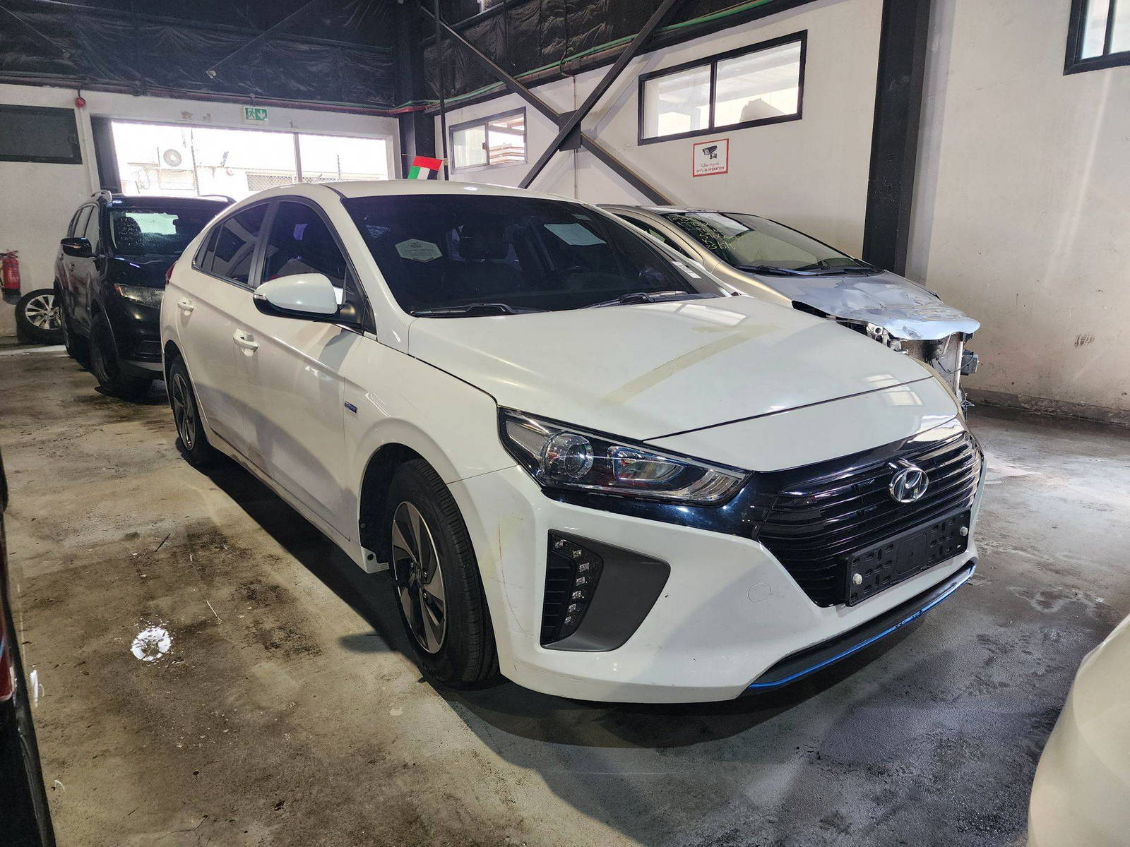 2018 HYUNDAI IONIQ — 143428 KM — Lot 049064 — Main - Marhaba Auctions Used Cars - Image 5