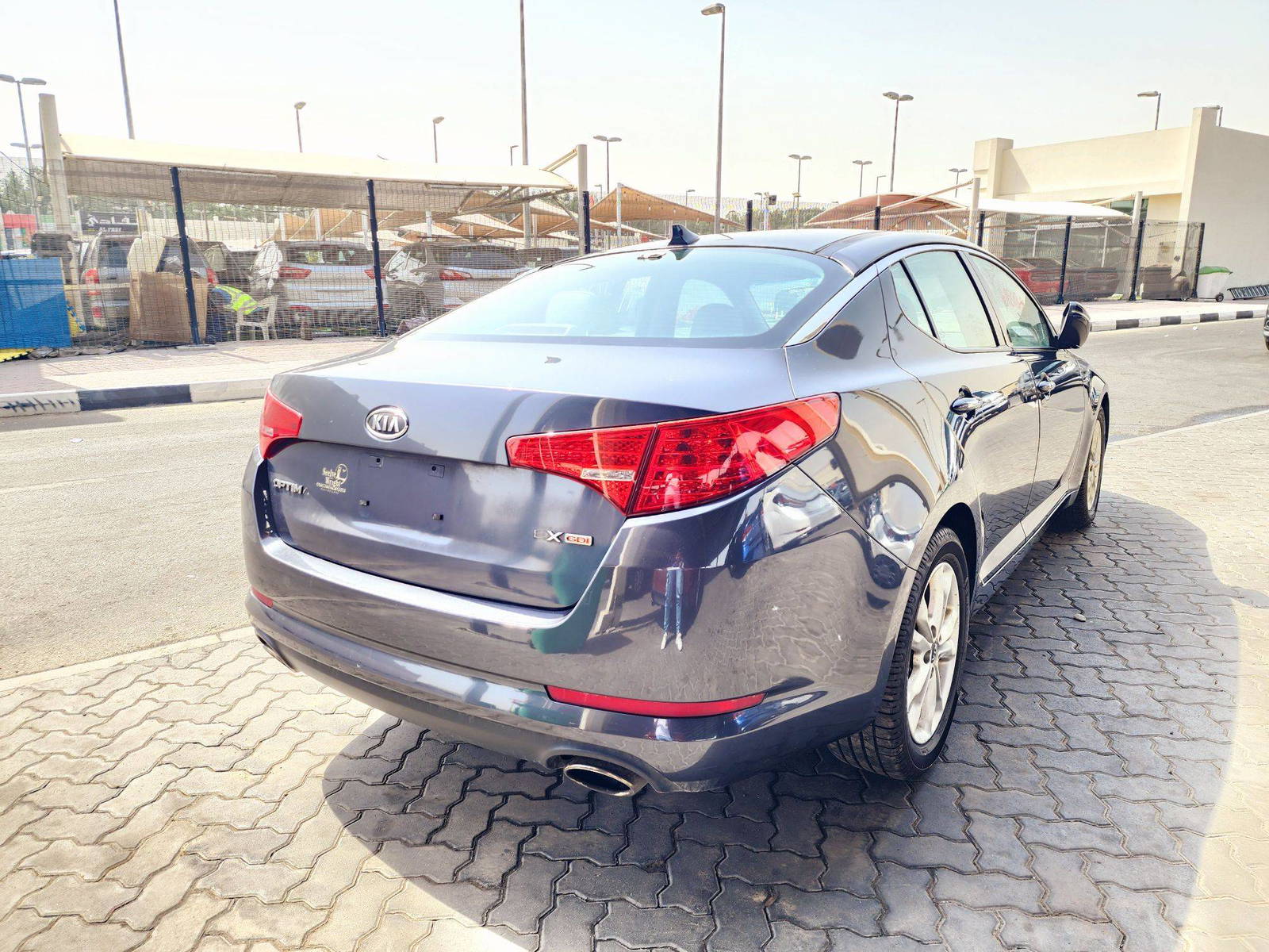 2011 KIA OPTIMA — 132082 Miles — Lot 40981804 — Souq - Marhaba Auctions Used Cars - Image 3