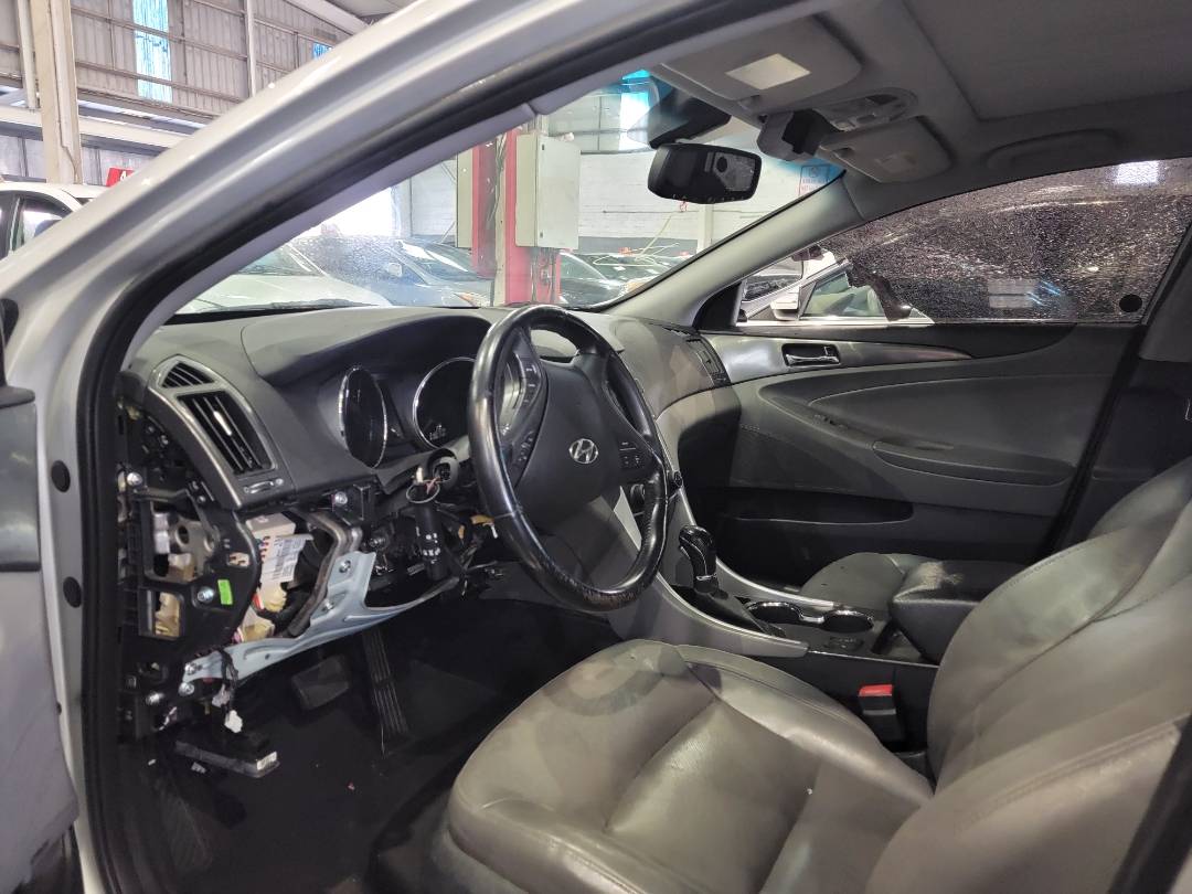 2015 HYUNDAI SONATA — 204084 Miles — Lot 127688 — Main - Marhaba Auctions Used Cars - Image 6